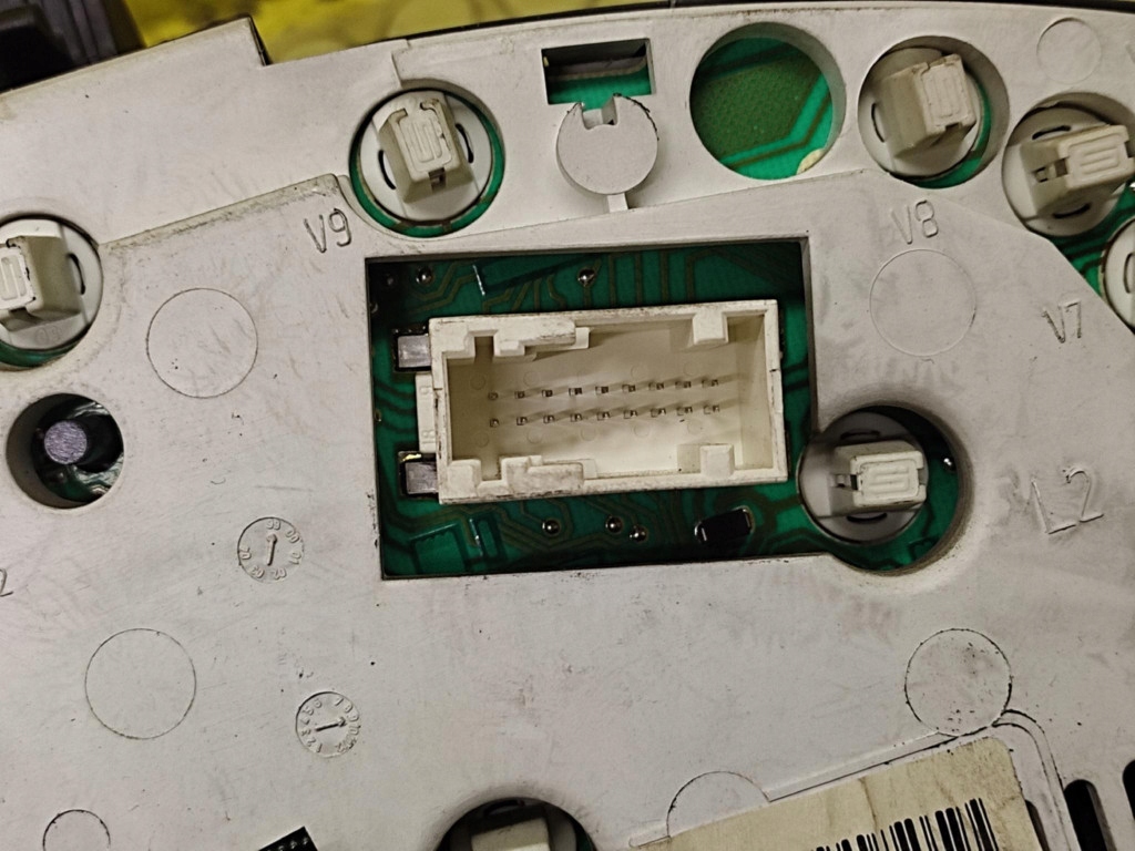 PEUGEOT 206 1.4 D dials 9634961080