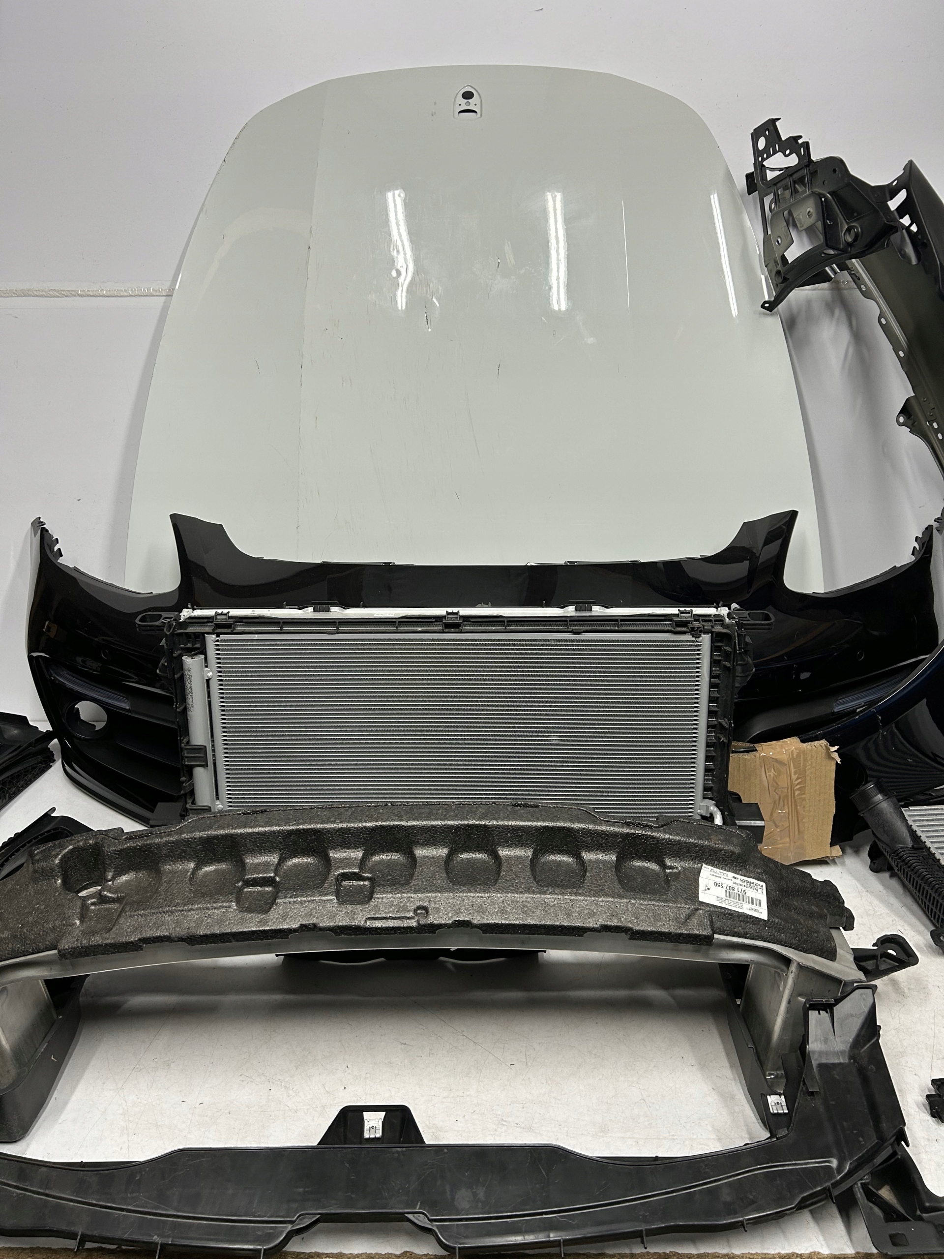 front bumper light bonnet radiator Porsche Panamera 971 Lift 20-23