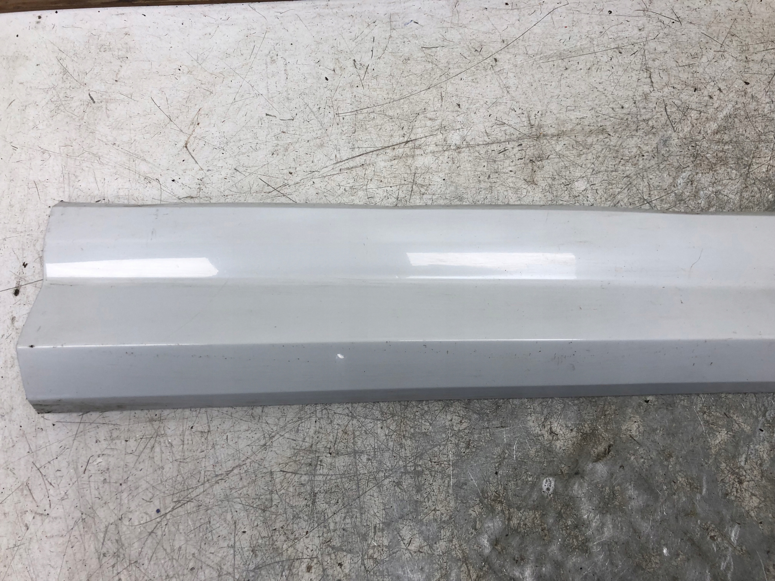 moulding door right front AUDI Q2 S-LINE 81A853960A