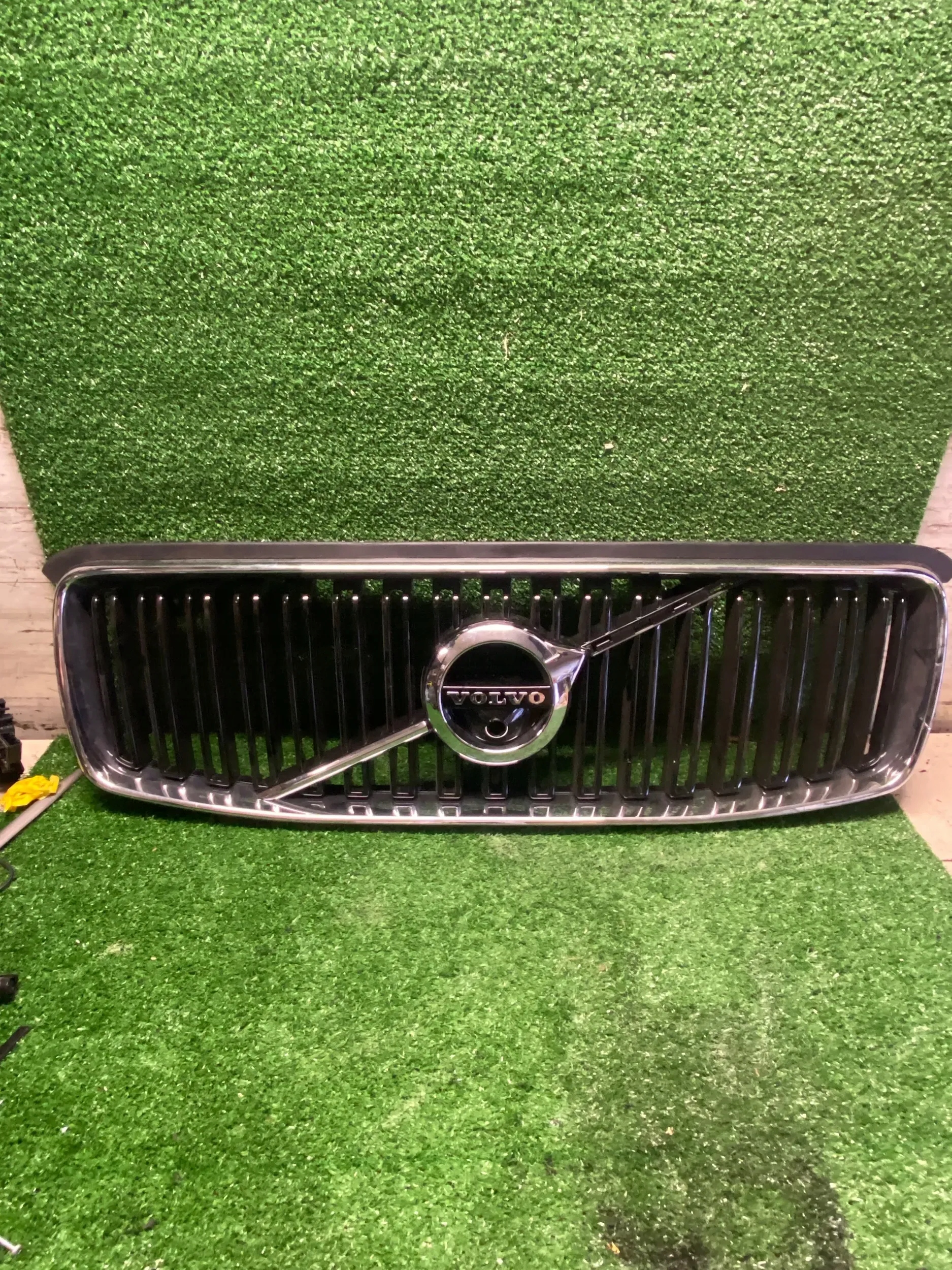 Volvo XC90 Kühlergrill FRONTGRILL Kühlergitter - Thumbnail 1