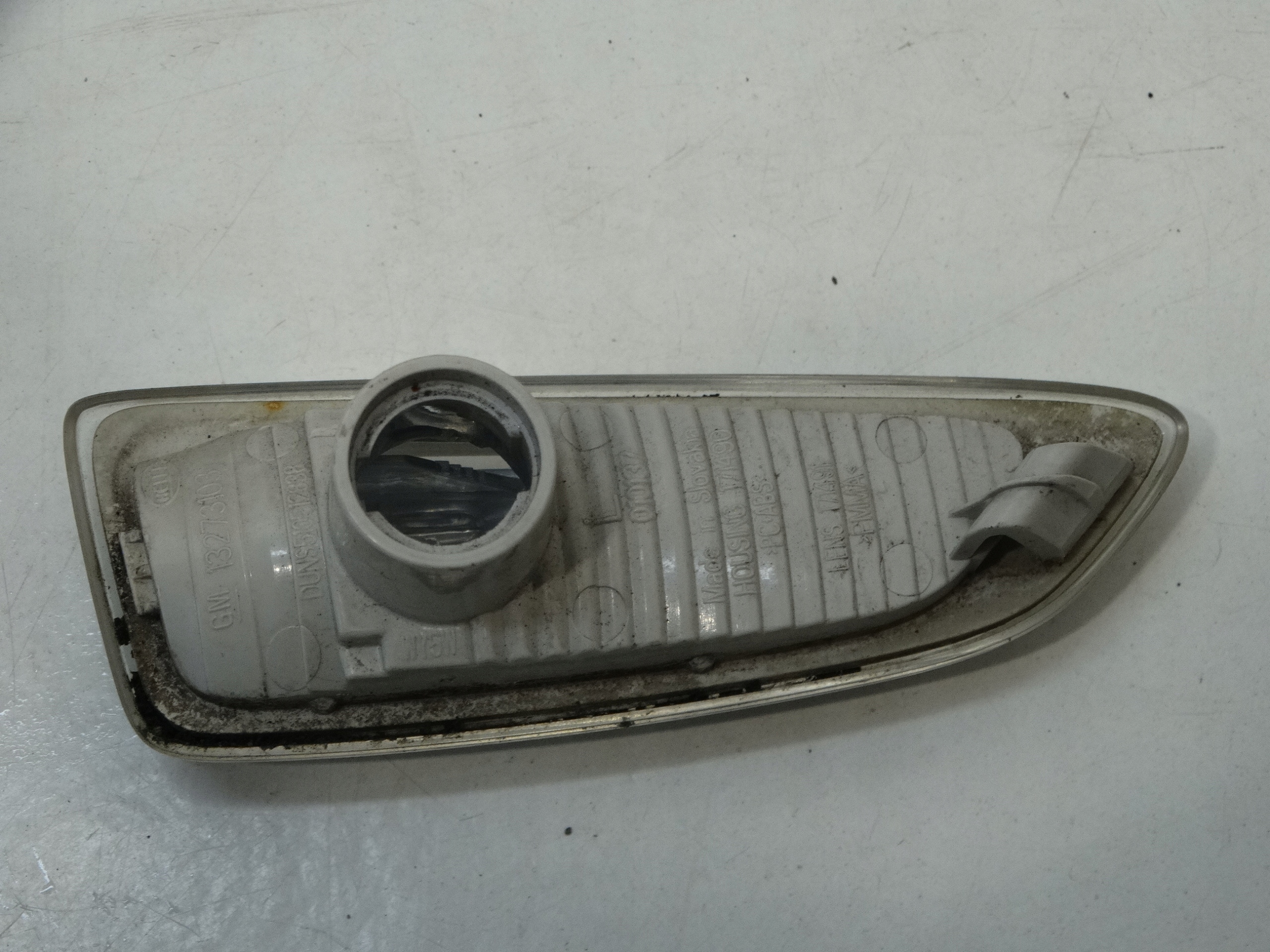 indicator blinker left front OPEL ASTRA J IV GM 13273103