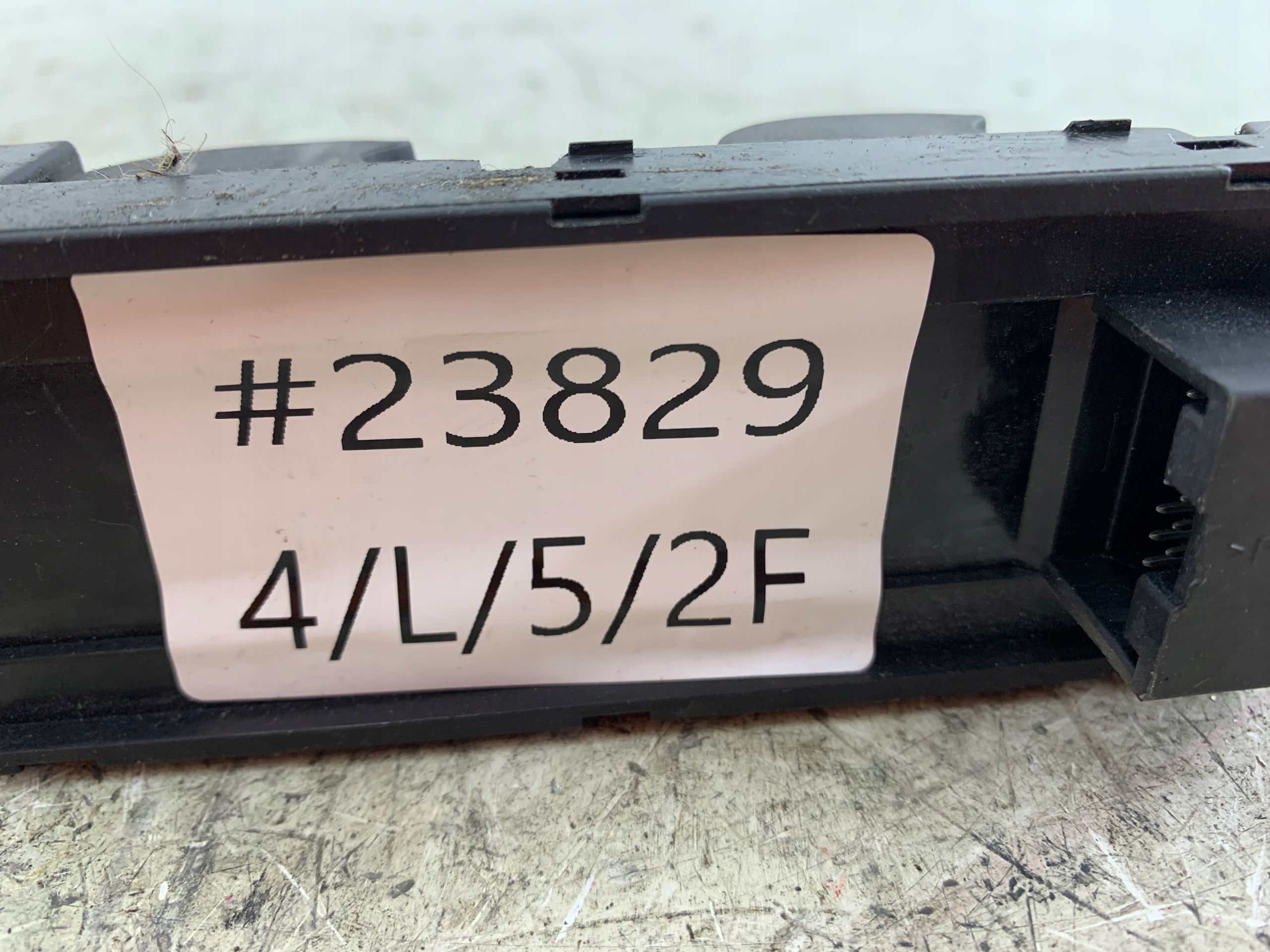 AUDI A6 C5 PANEL of the window left front