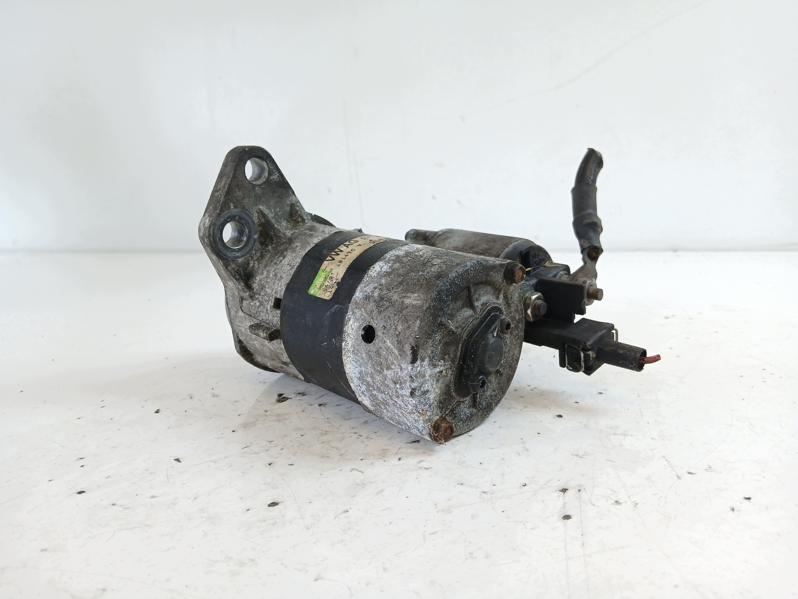 VW GOLF IV 1.4 1.6 Anlasser Starter 020911023S