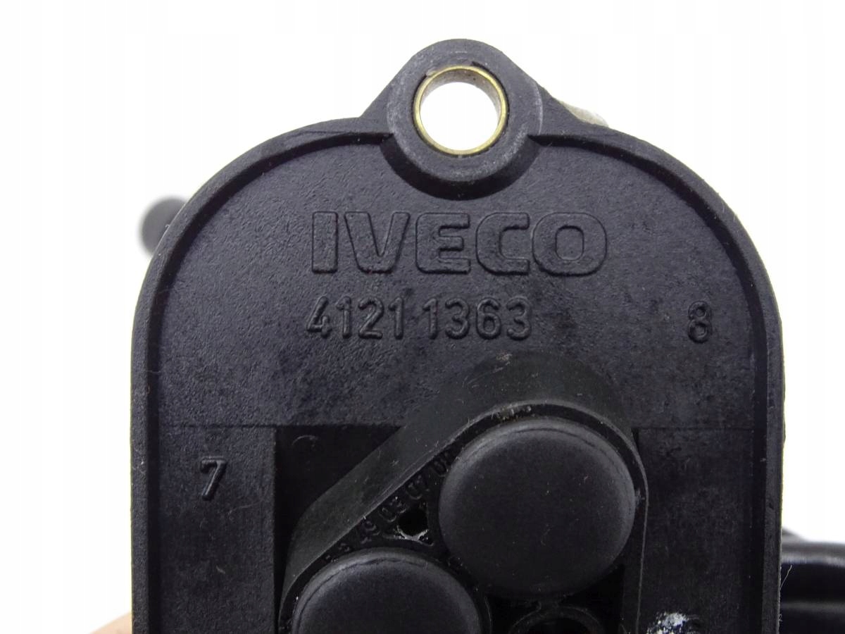 IVECO STRALIS 13 E6 ROZDZIELACZ PRZEWODOW POWIET Parts manufacturer Iveco original OE