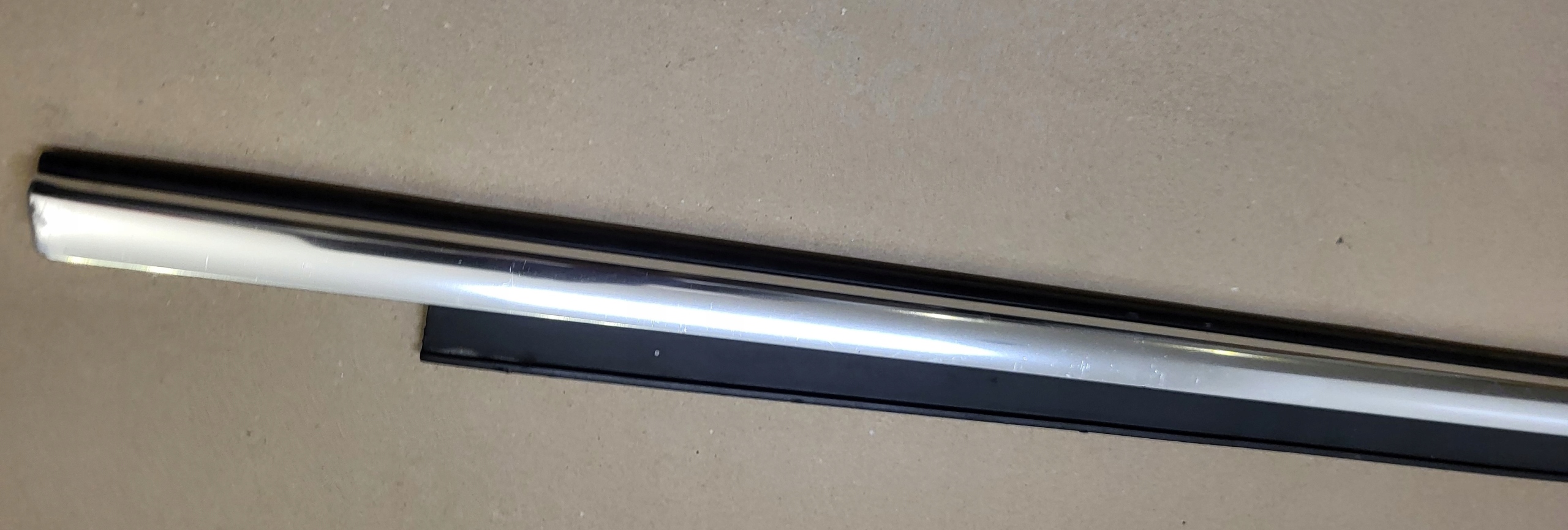 moulding dust windows door right front AUDI A4 B8 8K 8K0853284F CHROM