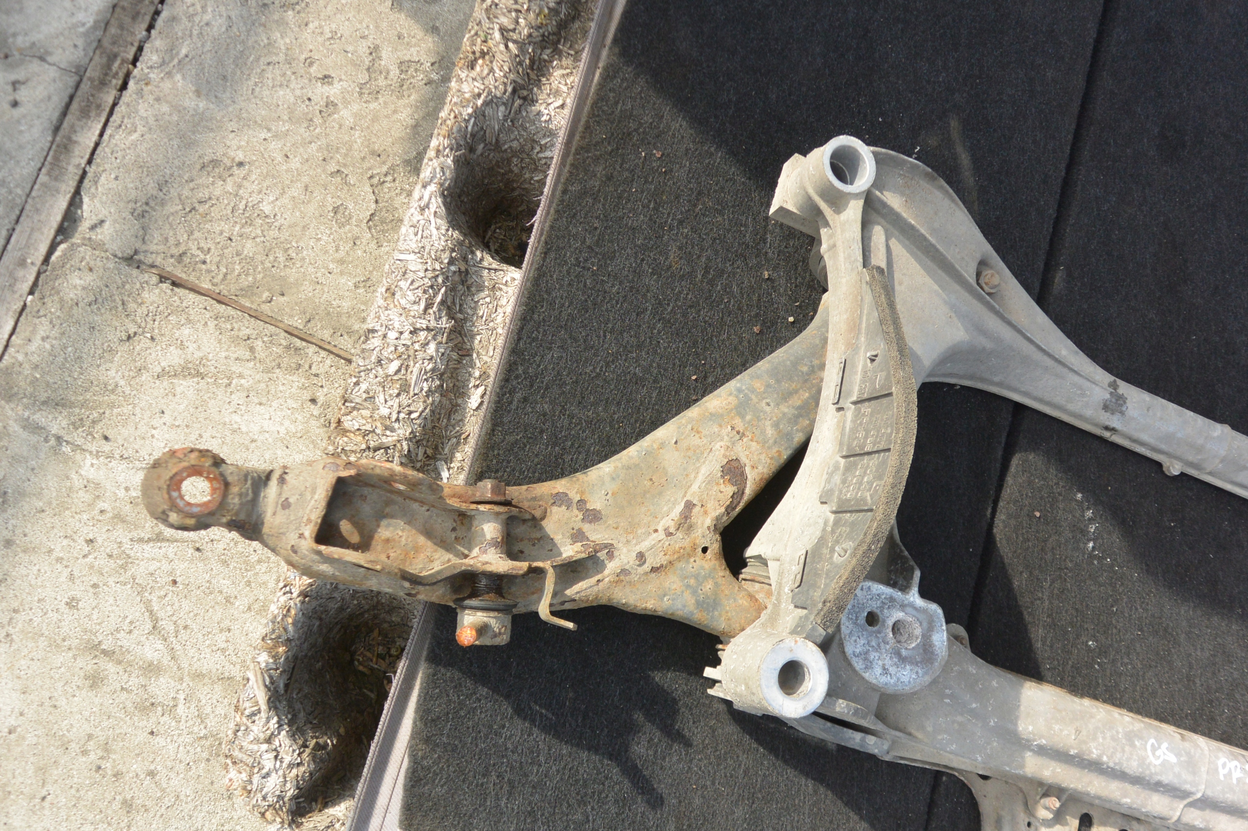 axle beam subframe sider arm left right front KPL 3.5 V6 LEXUS GS III 450H MK3