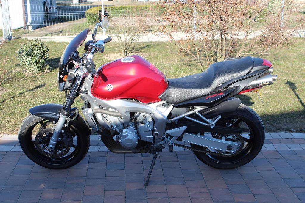 YAMAHA FZ6 N RJ07 PRZELACZNIK PRAWY START Numer katalogowy czesci 48087
