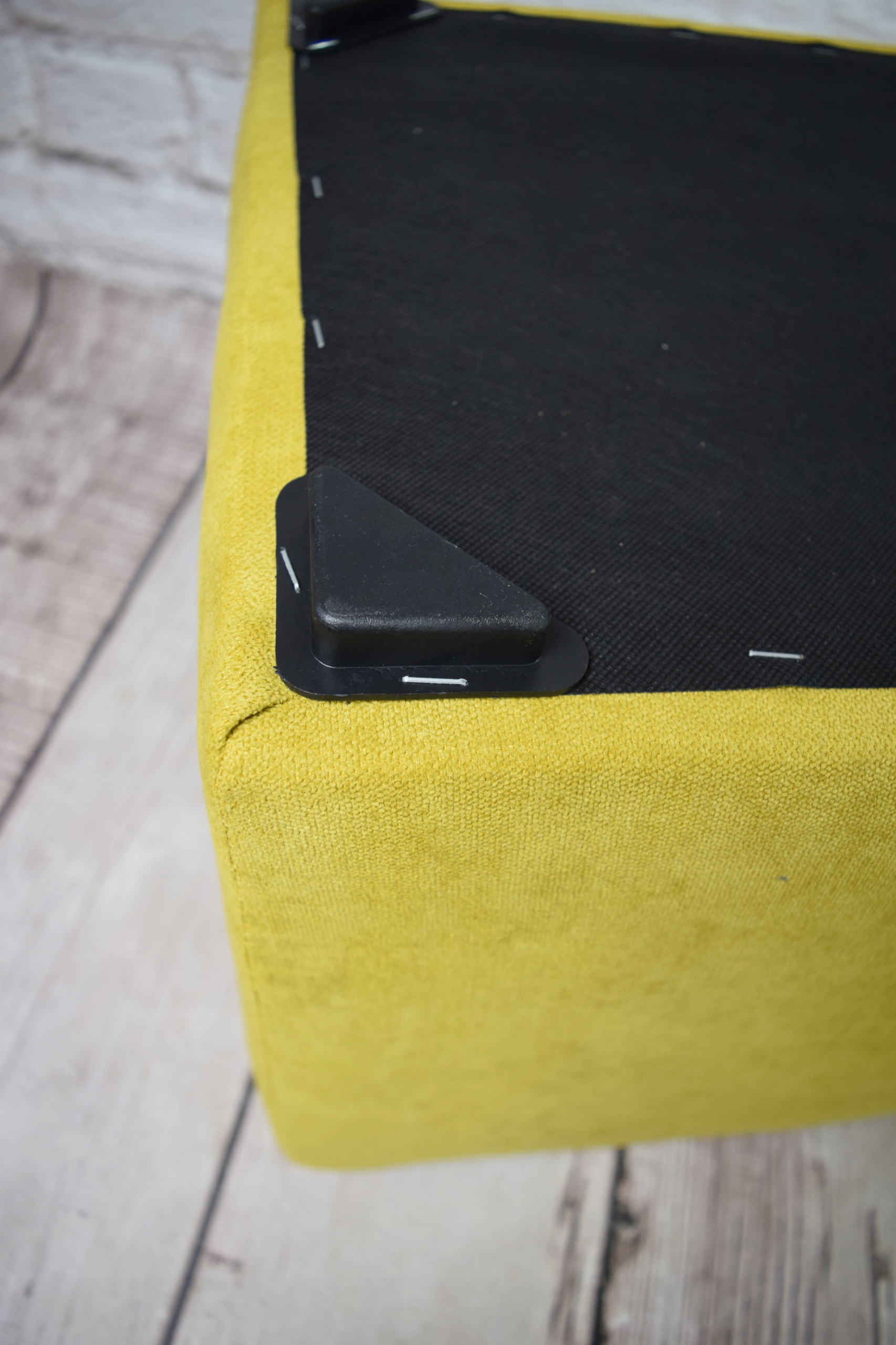 PUFA kwadratowa 40x40 RICO jodełka welur kolory Głębokość mebla 40 cm