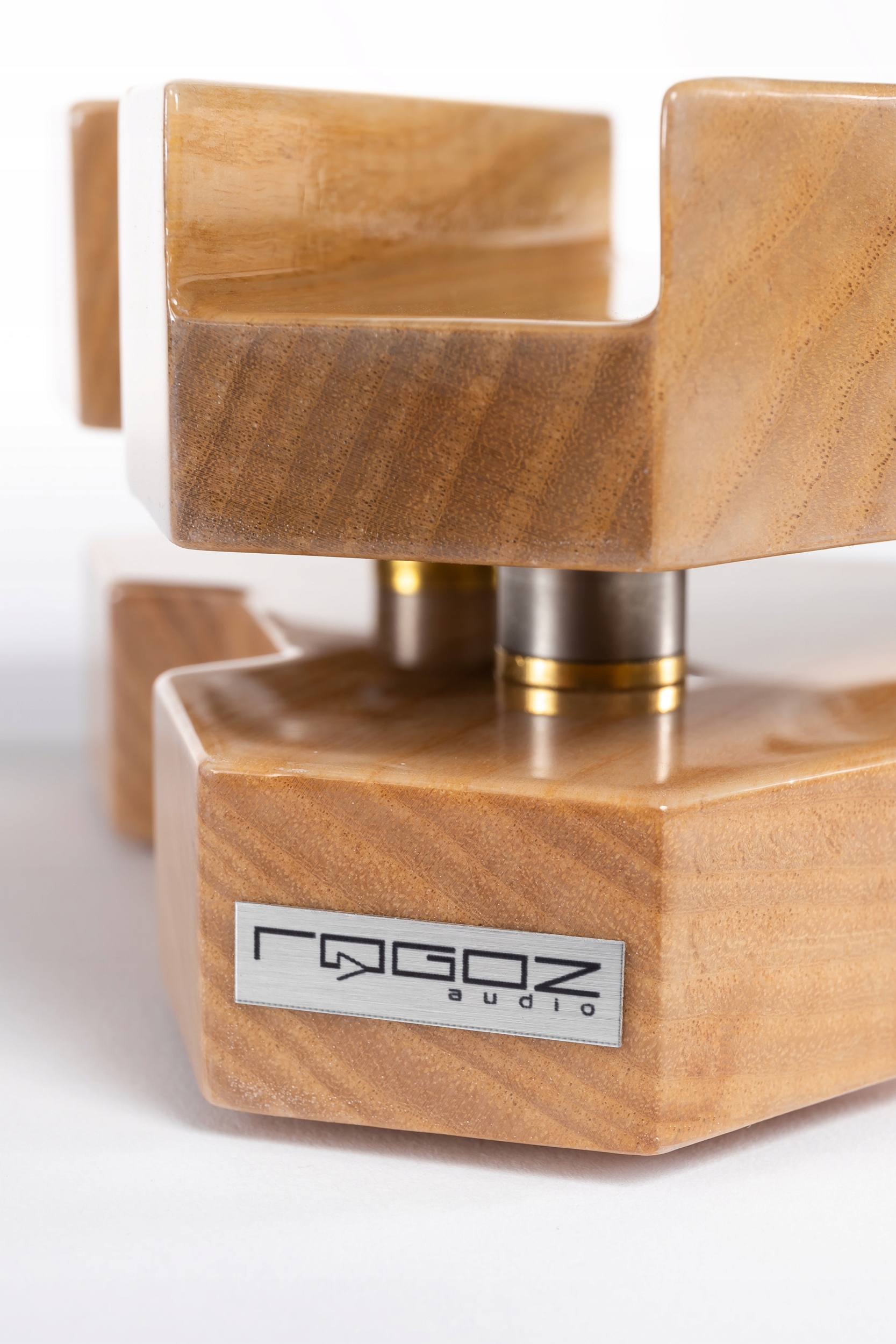 Platforma antywibracyjna pod kable Rogoz Audio 3T1/BBS z testami, nagrodami Model 3T1/BBS