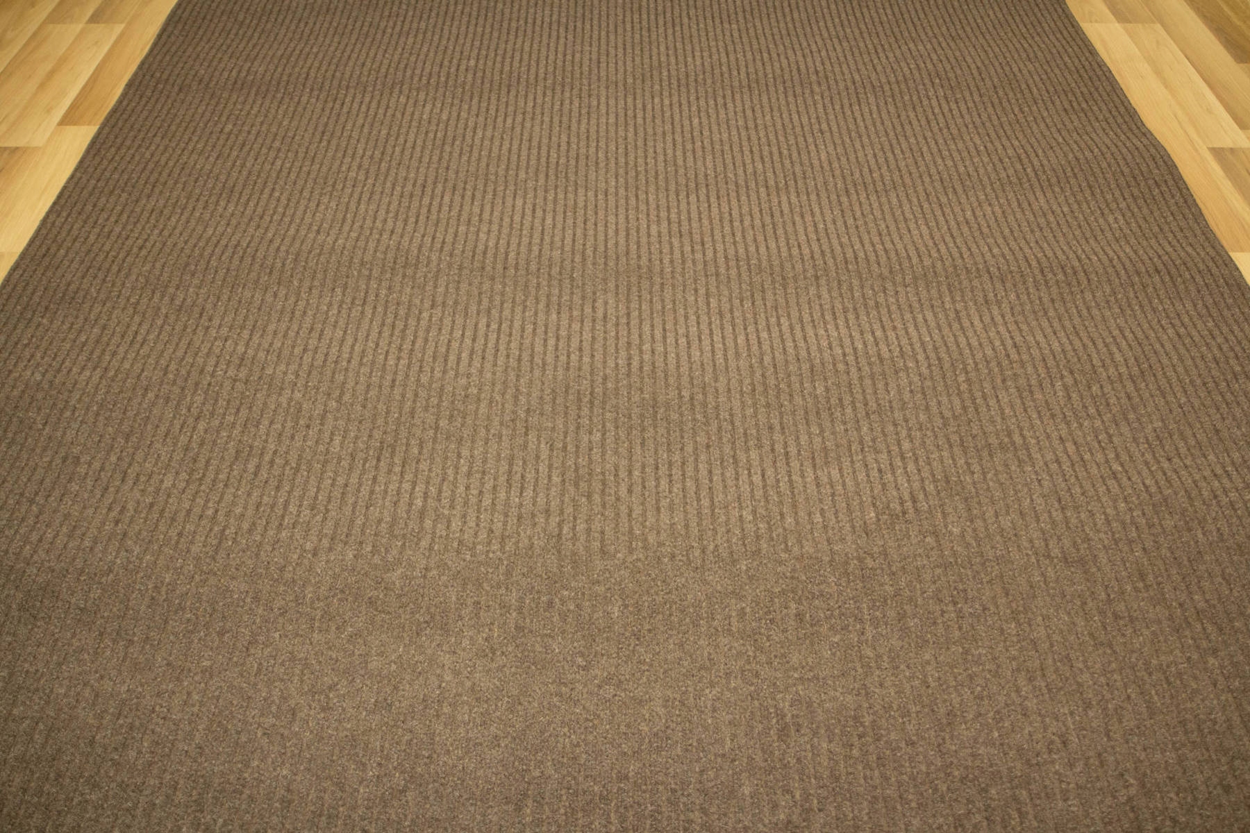 szer. 2 m WYKŁADZINA IGŁOWANA BRĄZOWA DO VANA Producent części Inny