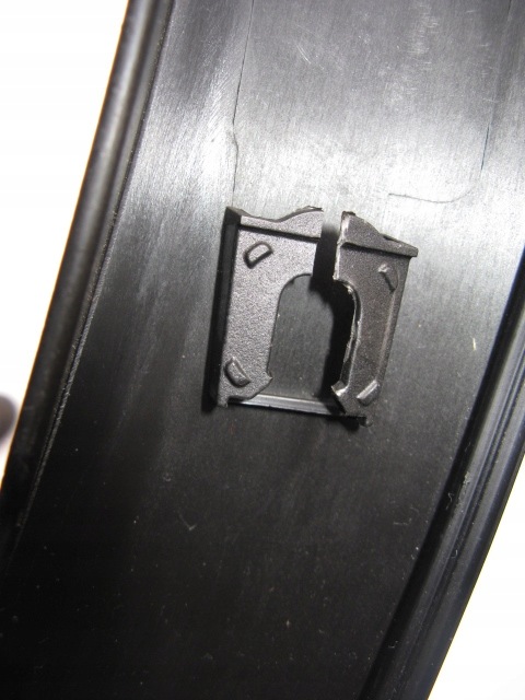 cap for fender right front SUZUKI SX4