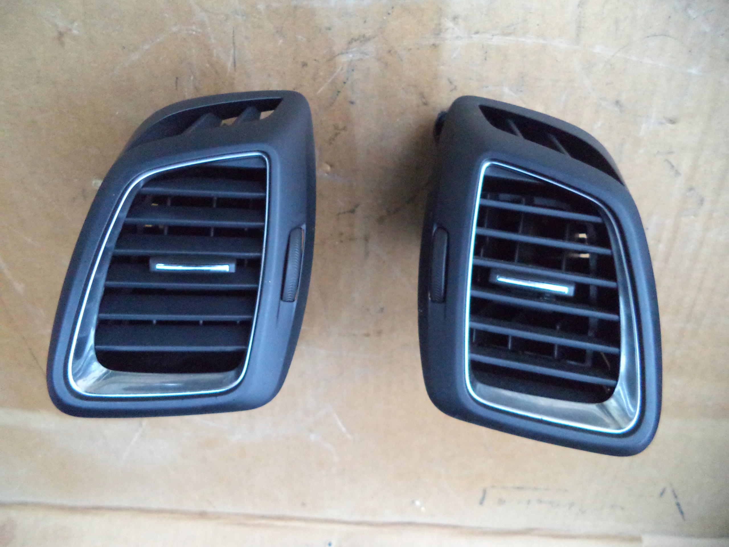 9670715277 9670715377 - CITROEN DS5 13R вентиляційна решітка права ліва