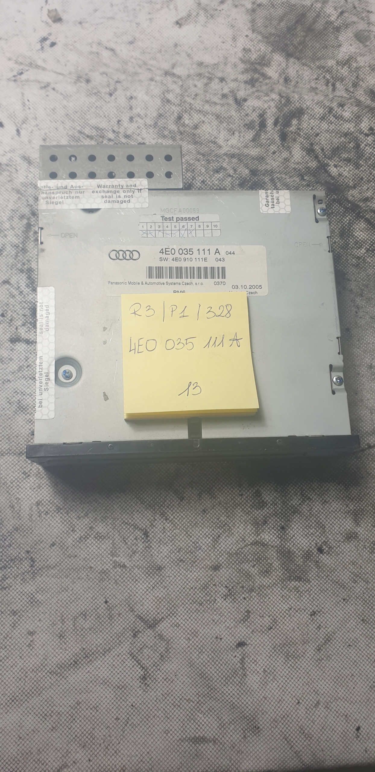 AUDI A6 C6 ZMIENIARKA PŁYT CD 4E0035111A