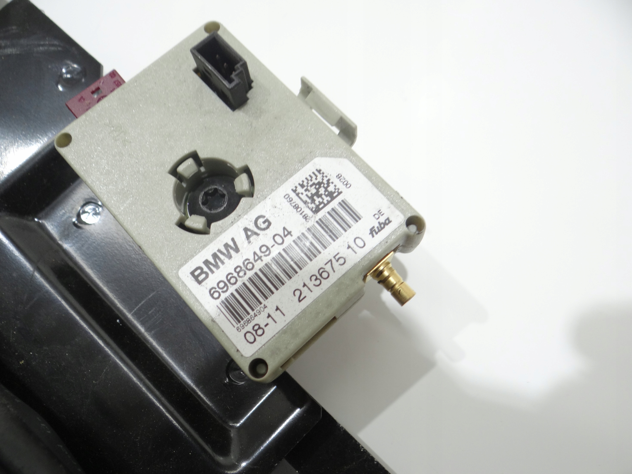 KATOWNIK POLACZENIOWY amplifier left rear part BMW E93 7128383