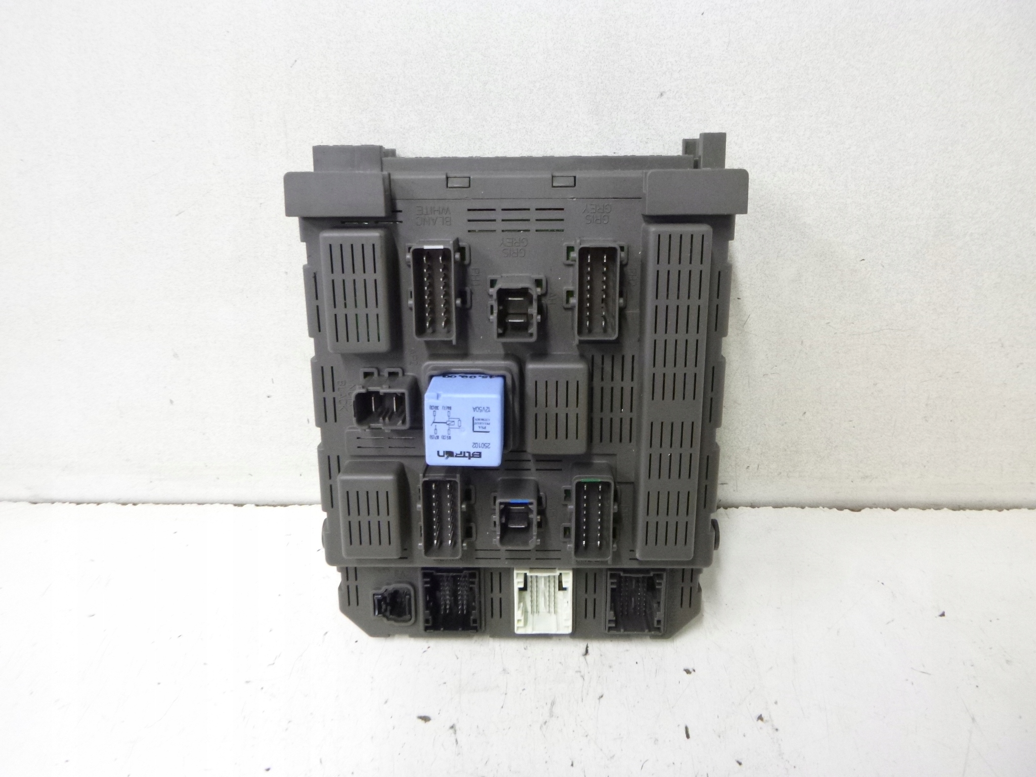 MODULE BSI MODULE FUSIBLES PEUGEOT 607 3.0 9640797980