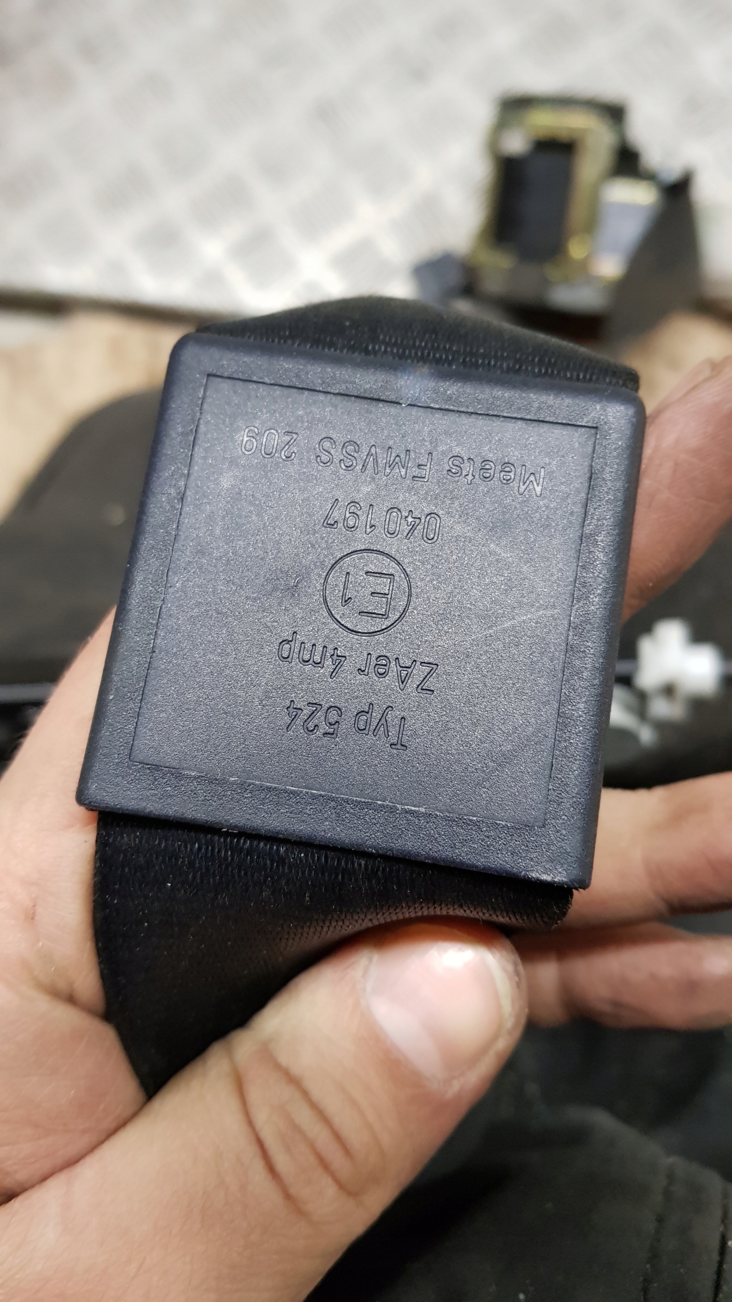 AUDI A8 D2 tension belt safety right front