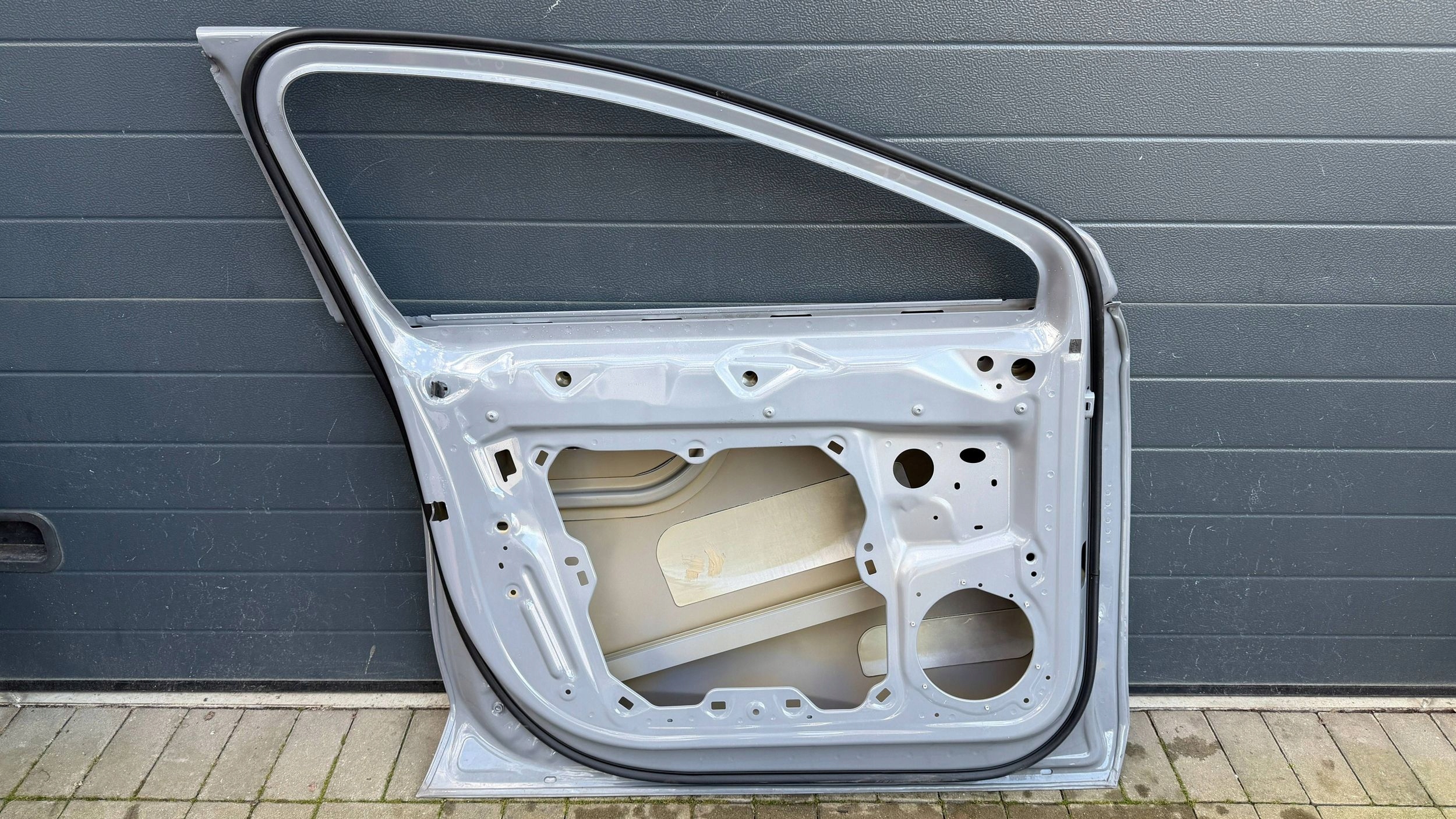 Vw ID.7 14A door left front front