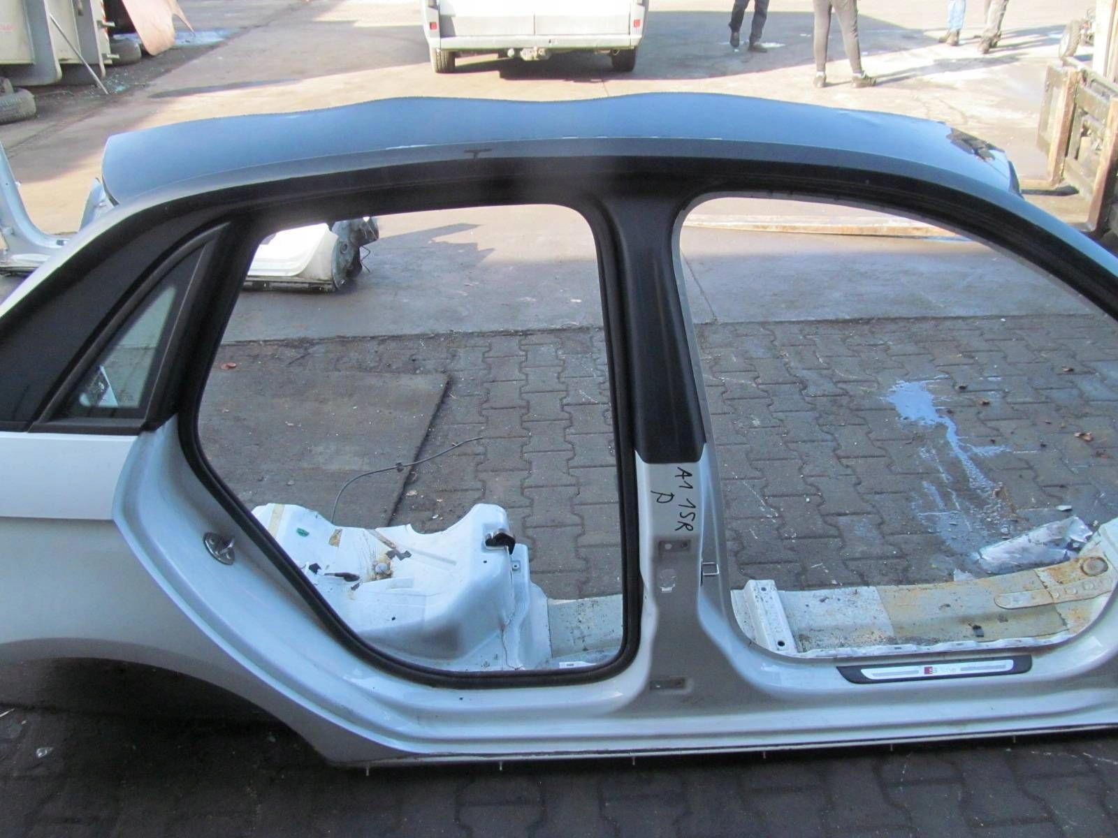 AUDI A1 8X 1 and SPORTBACK 5D BOK quarter fender pillar threshold right LS9R
