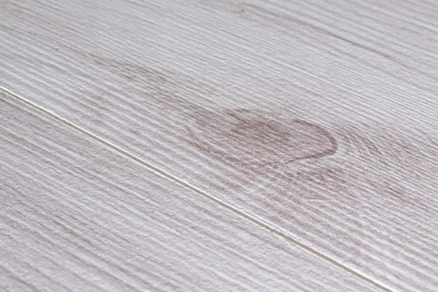 PANELE PODŁOGOWE KRONOTEX HERRINGBONE AC4 8MM V4 Kolor producenta BORDEAUX  OAK