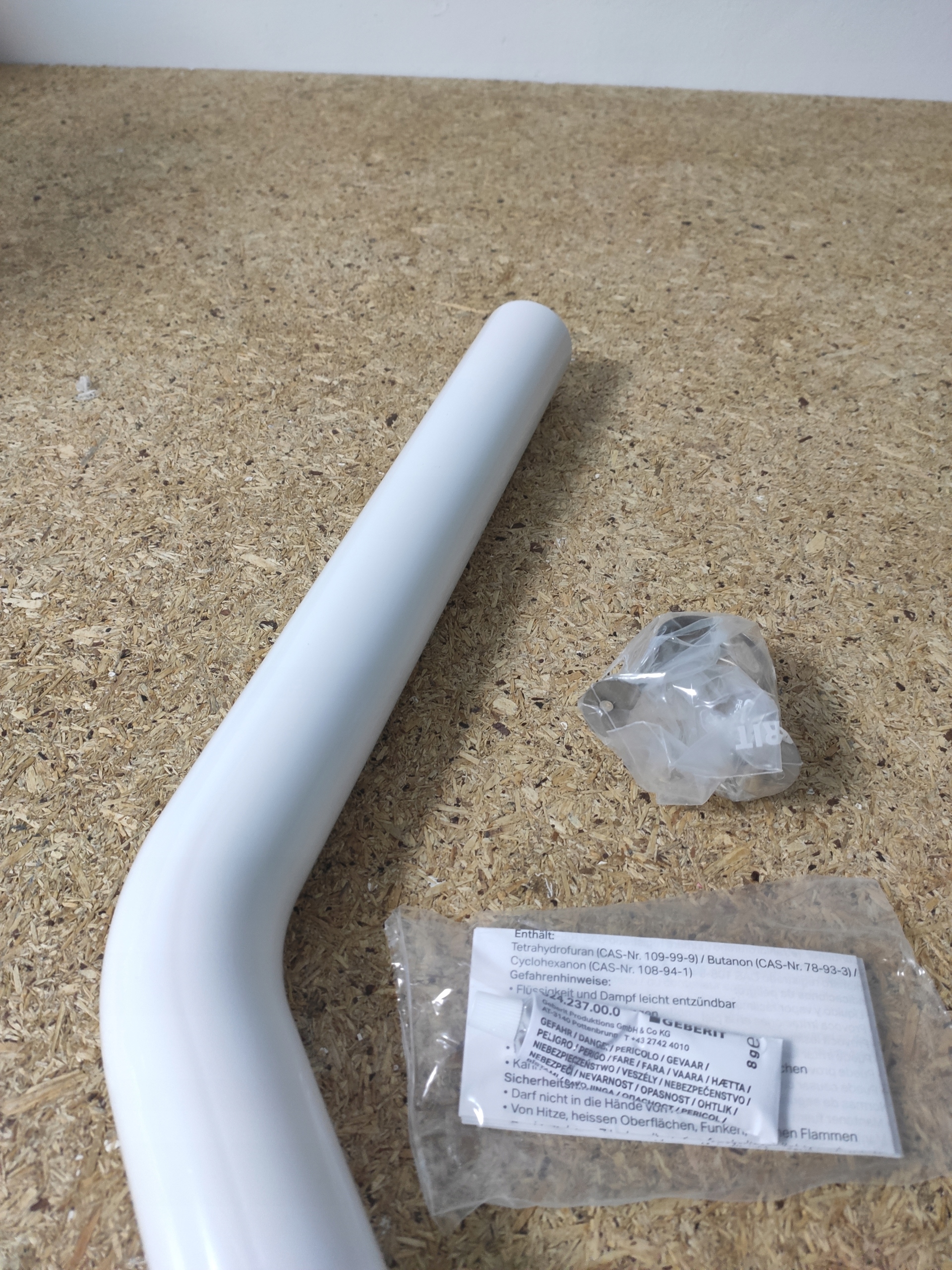 GEBERIT KOLANO SPŁUKUJĄCE 90STOPNI 118.011.11.1 Marka inna