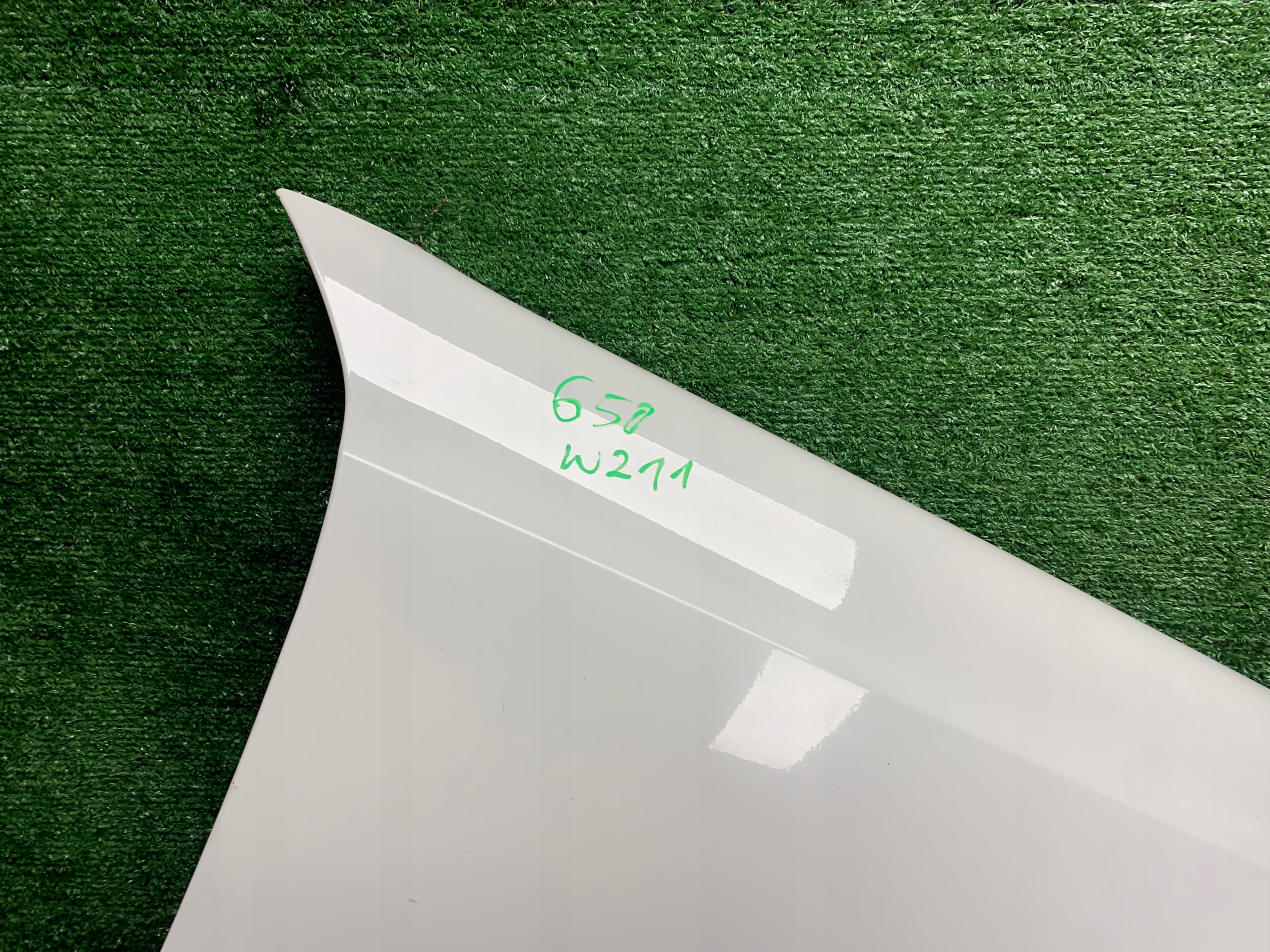 LADNY fender right front front MERCEDES W211 650 C650