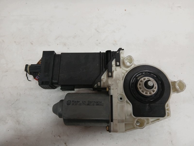 mini motor windows VW GOLF IV 9776-105404-301 PL