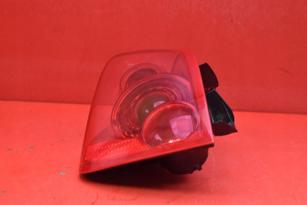 light left rear part rear NISSAN PRIMERA P12 5D HB 01-08