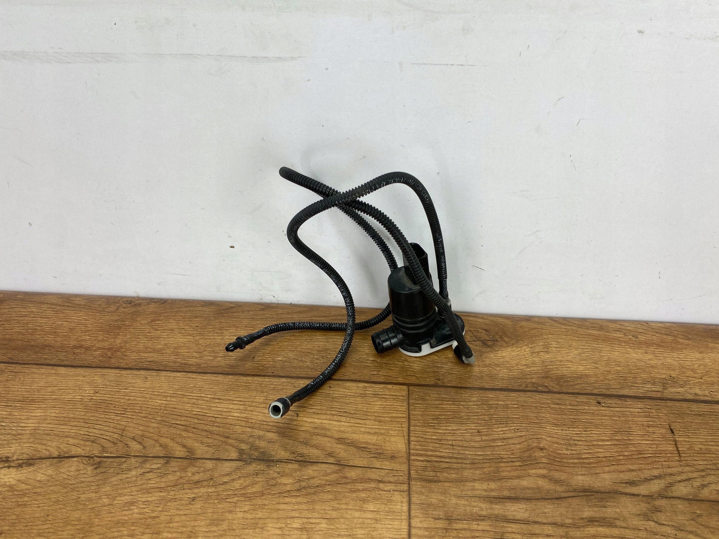 pumpa mlaznice pranja Ford Escape IV 2020+