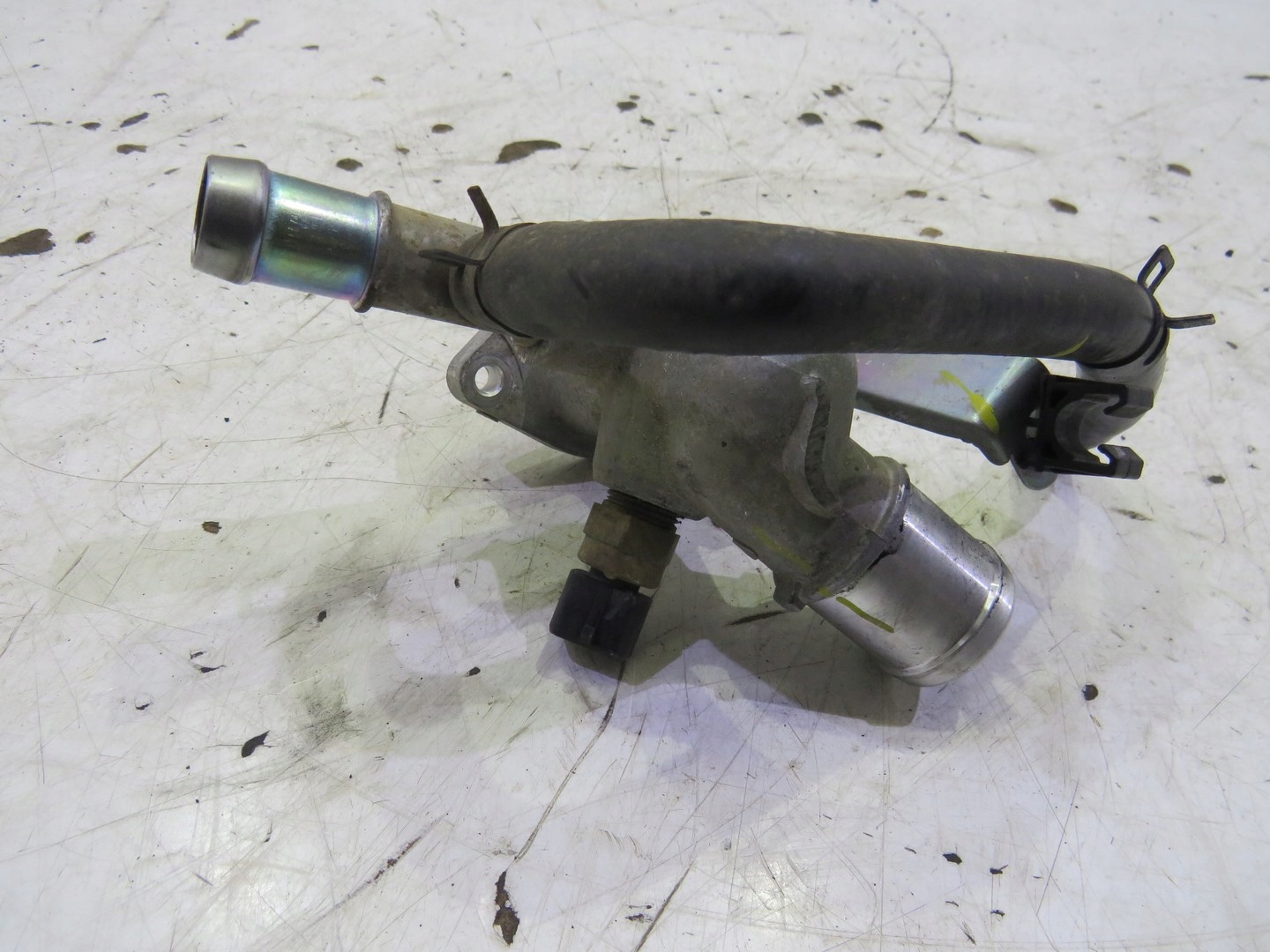 OBUDOWA TERMOSTATU IX20 VENGA 1.6B Producent części nieznany producent