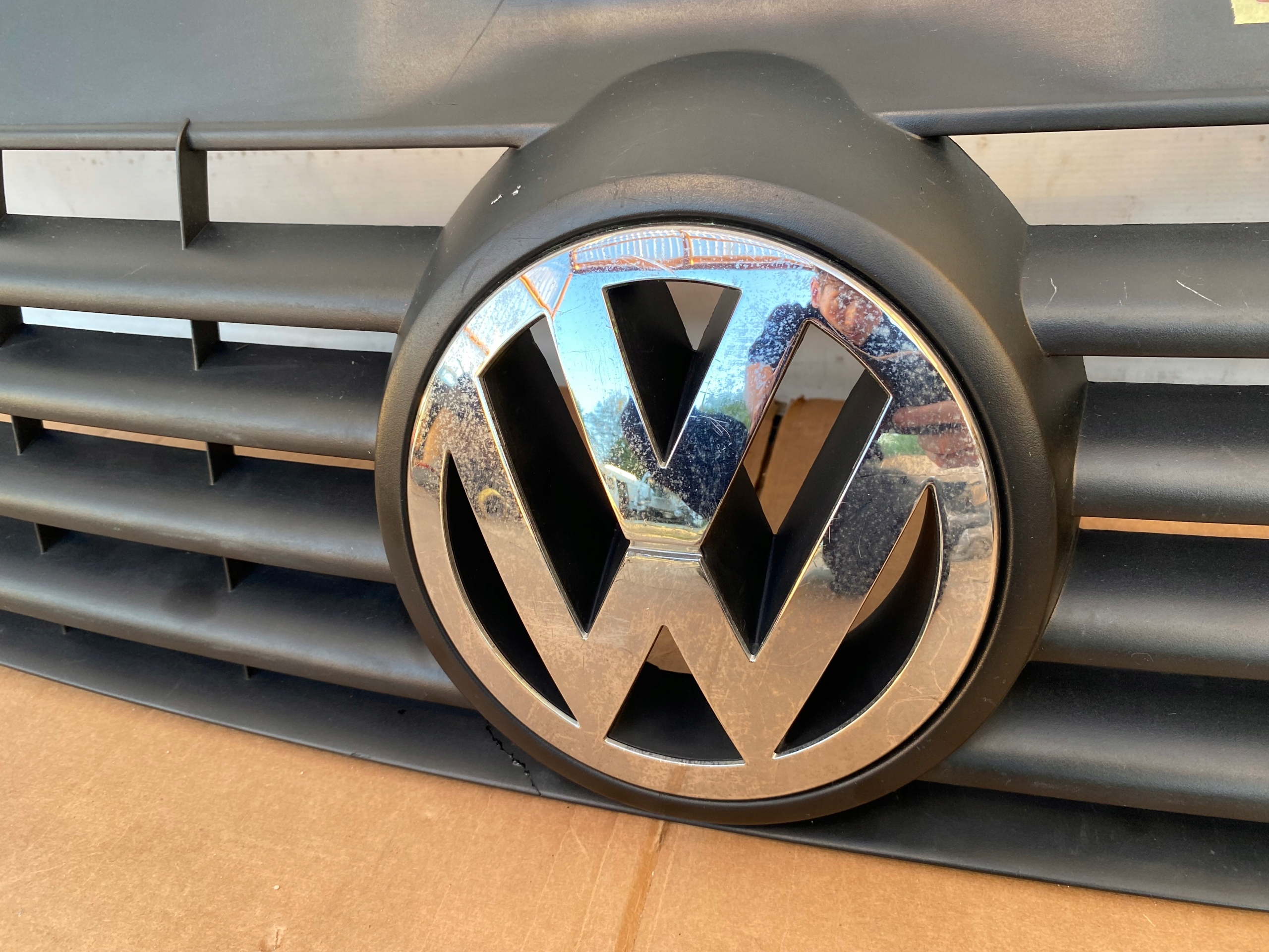 VW T5 CARAVELLE MULTIVAN 03- GRIGLIA Originale Logo CHROM 7H0807101