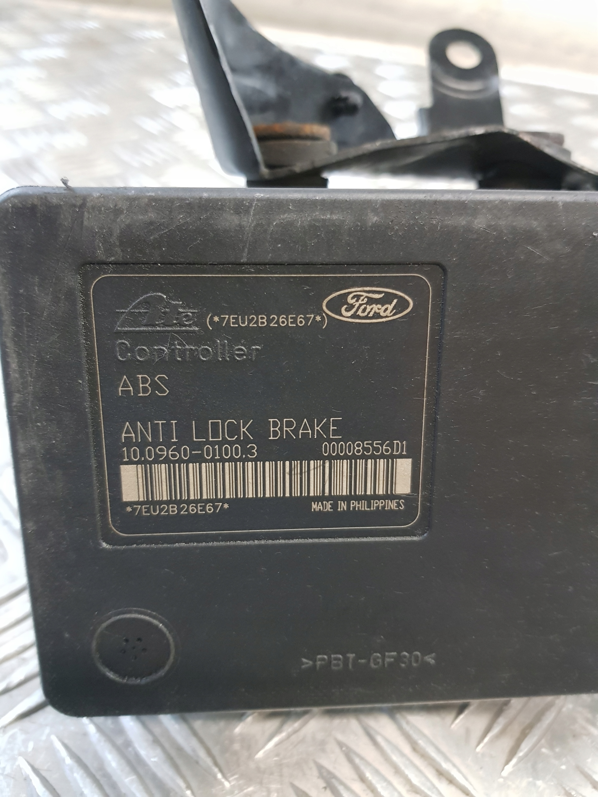 Pompa ABS OE 2S61-2M110-CD FORD FIESTA MK6 1.4B
