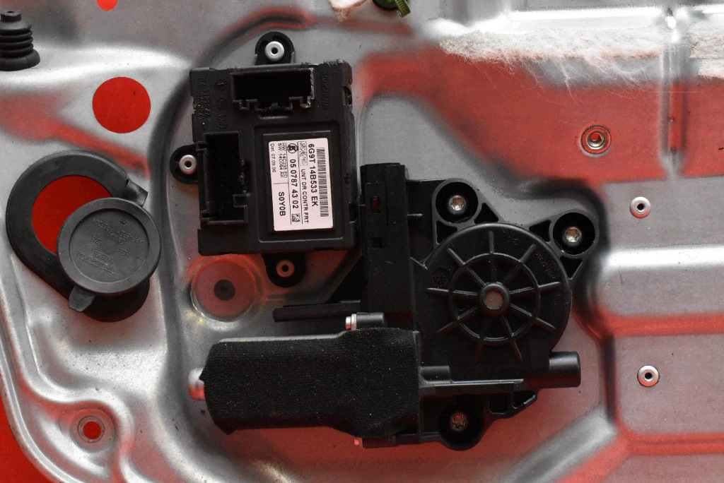 window regulator left front EU 30661065 VOLVO S80 2 II V70 3 III 06-09