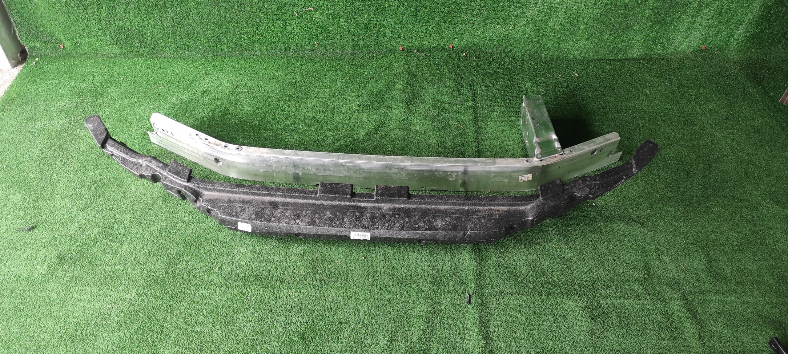 BMW X1 F48 Belka Przednia Absorber Strefa Zgniotu