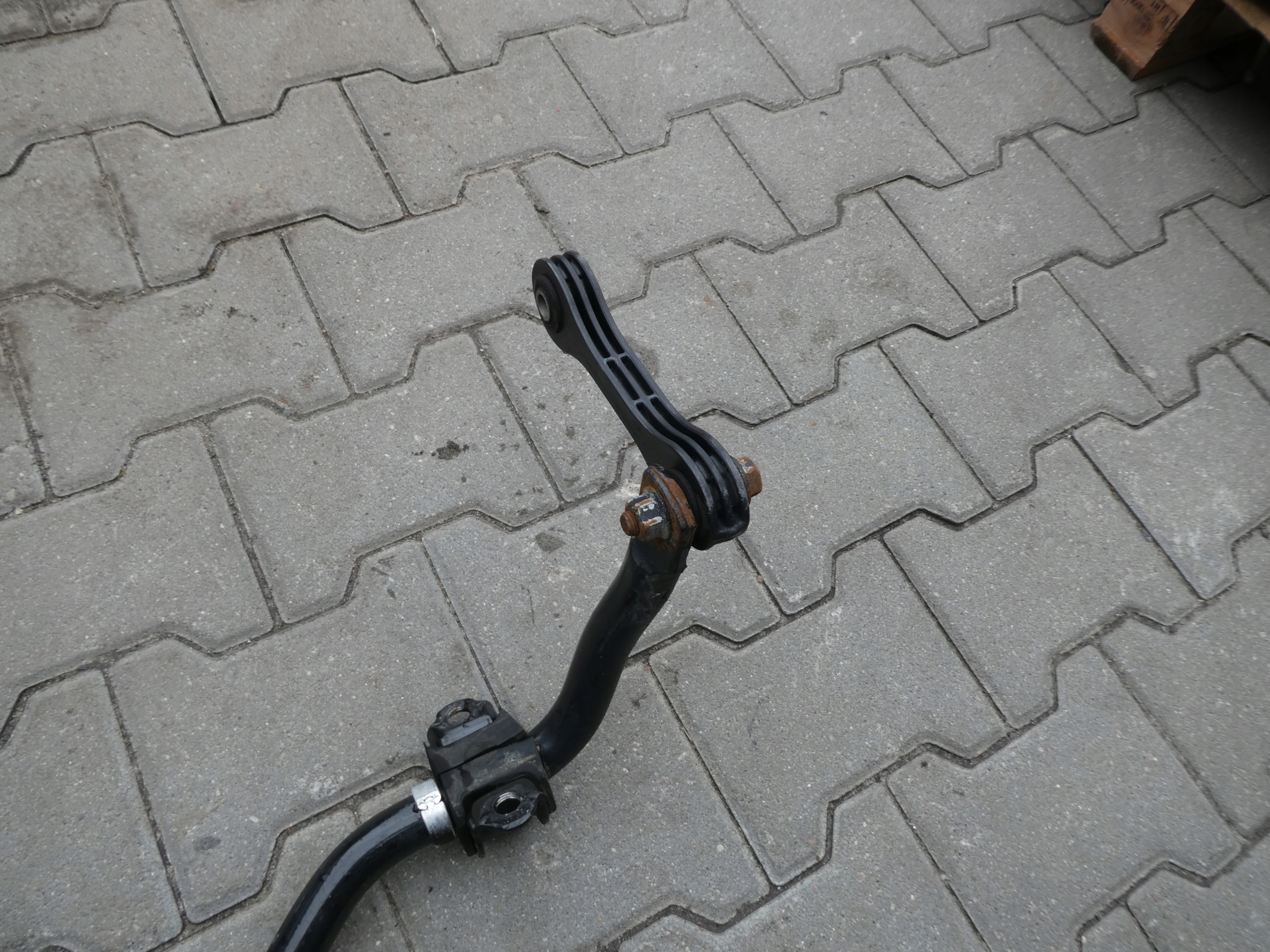 VW AMAROK 2H STABILISATOR HINTERACHSE VORNE