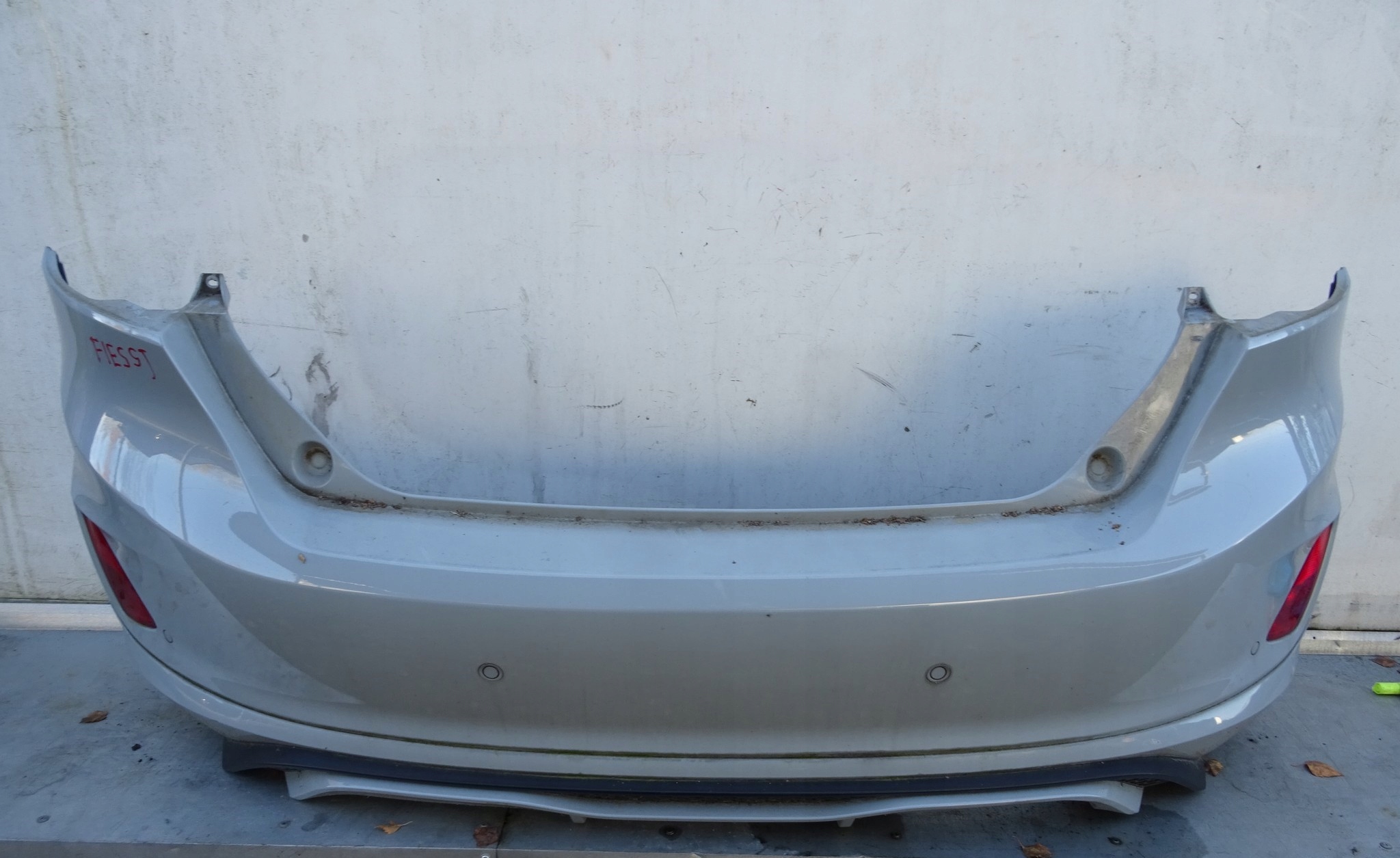 FORD FIESTA MK8 ST bumper rear part rear PDC complete