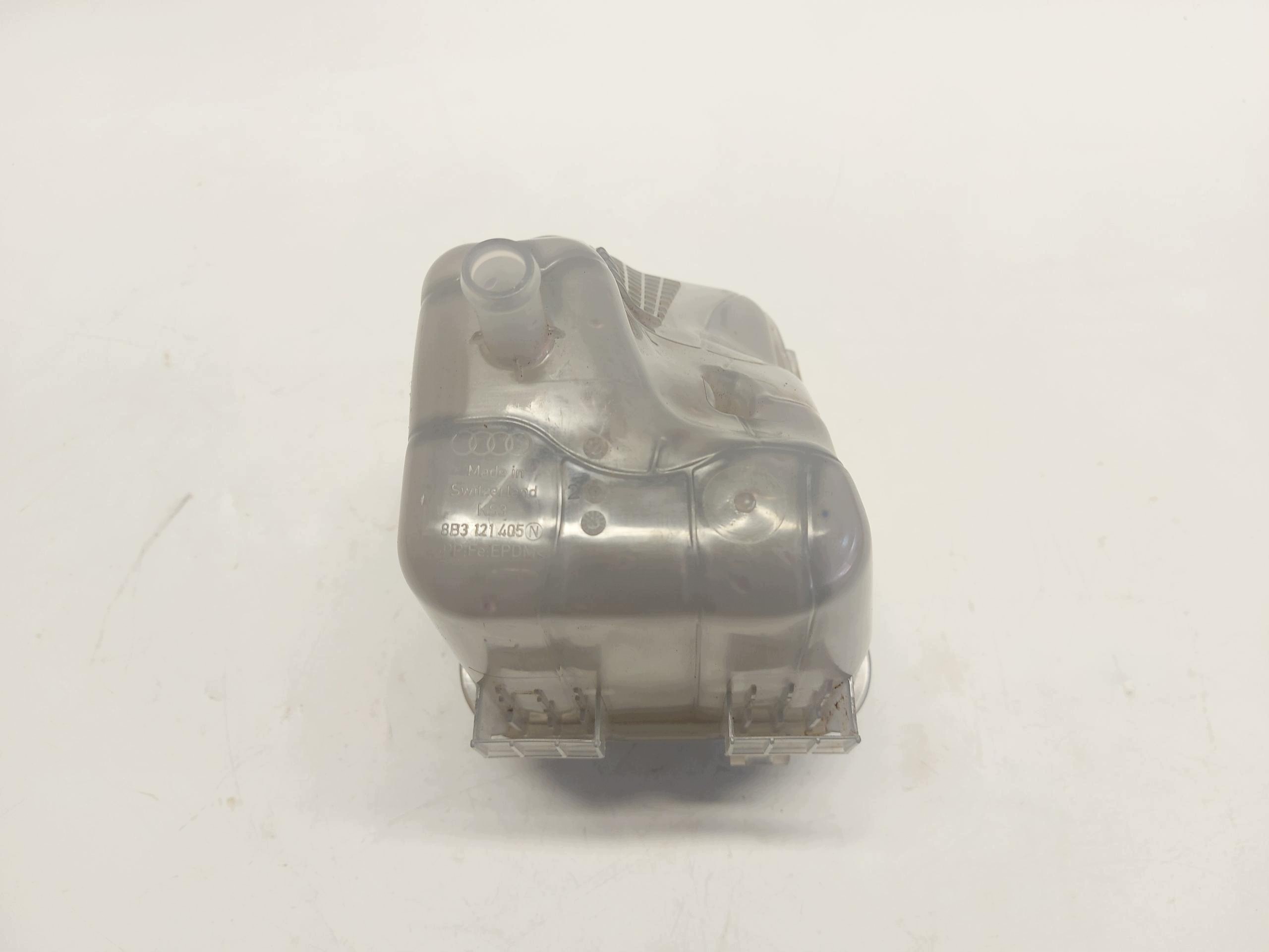 AUDI A5 8B3 B10 AVANT Scheibenwaschbehälter JLK02-8B3121405N
