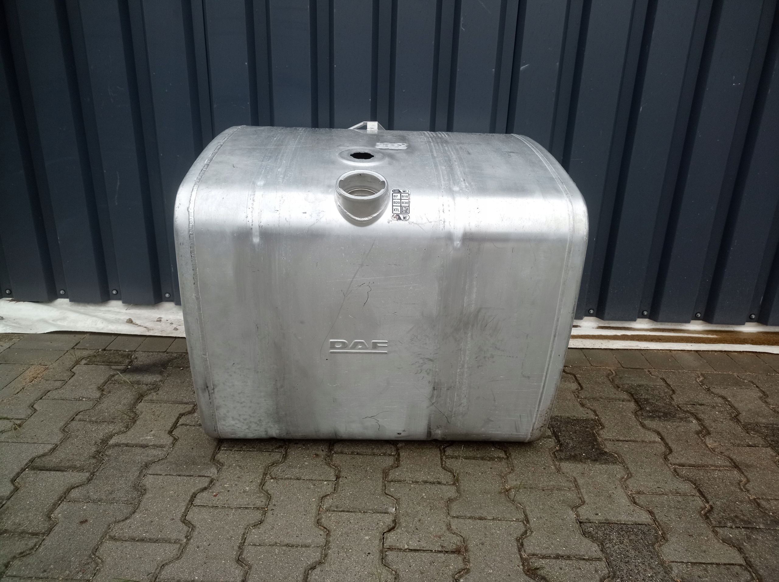 Паливний бак DAF XF 106 370L 1949905 CF 85cm