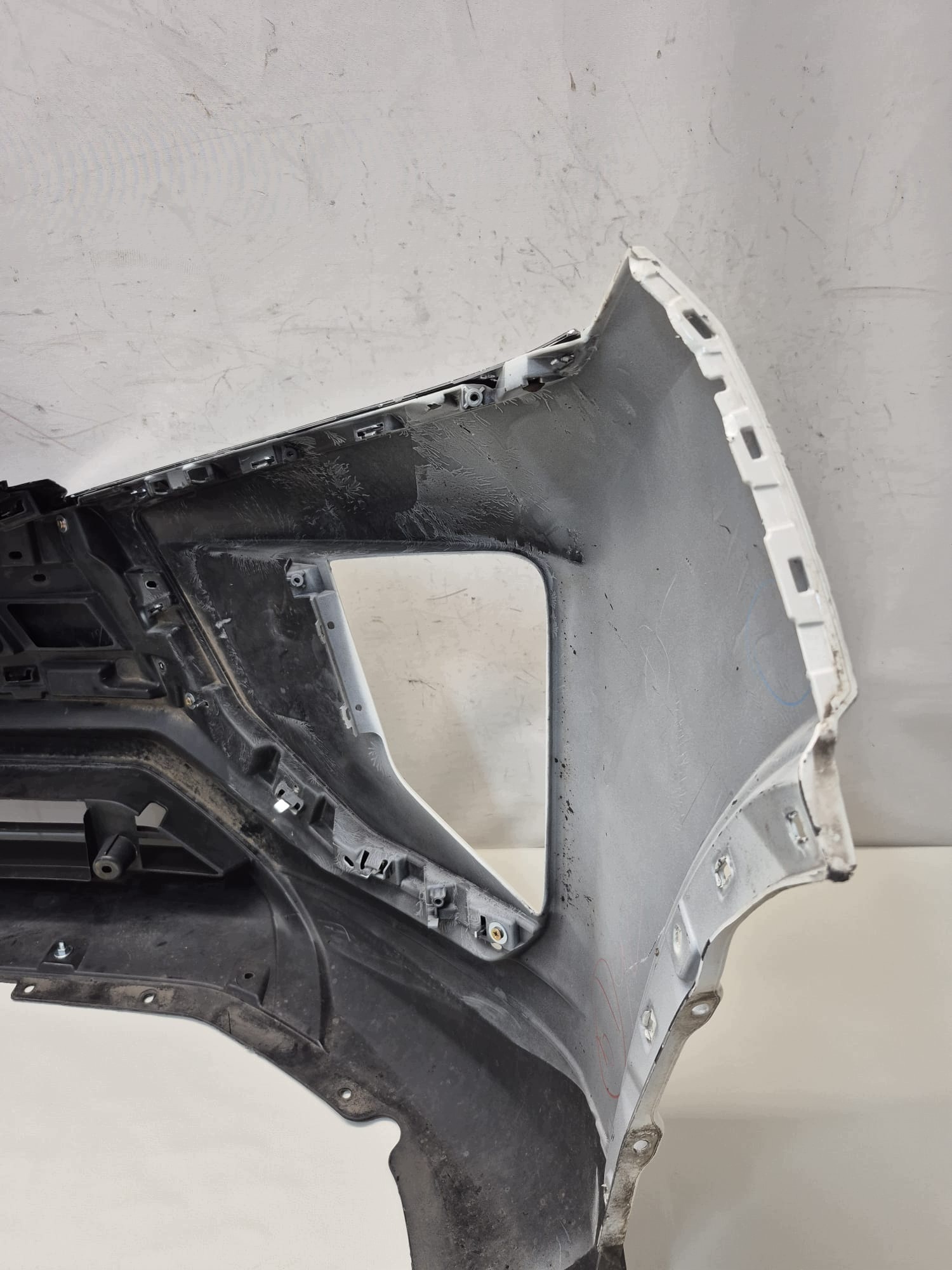 MITSUBISHI ECLIPSE CROSS 18- bumper front front grid CHROM 6400H717ZZ