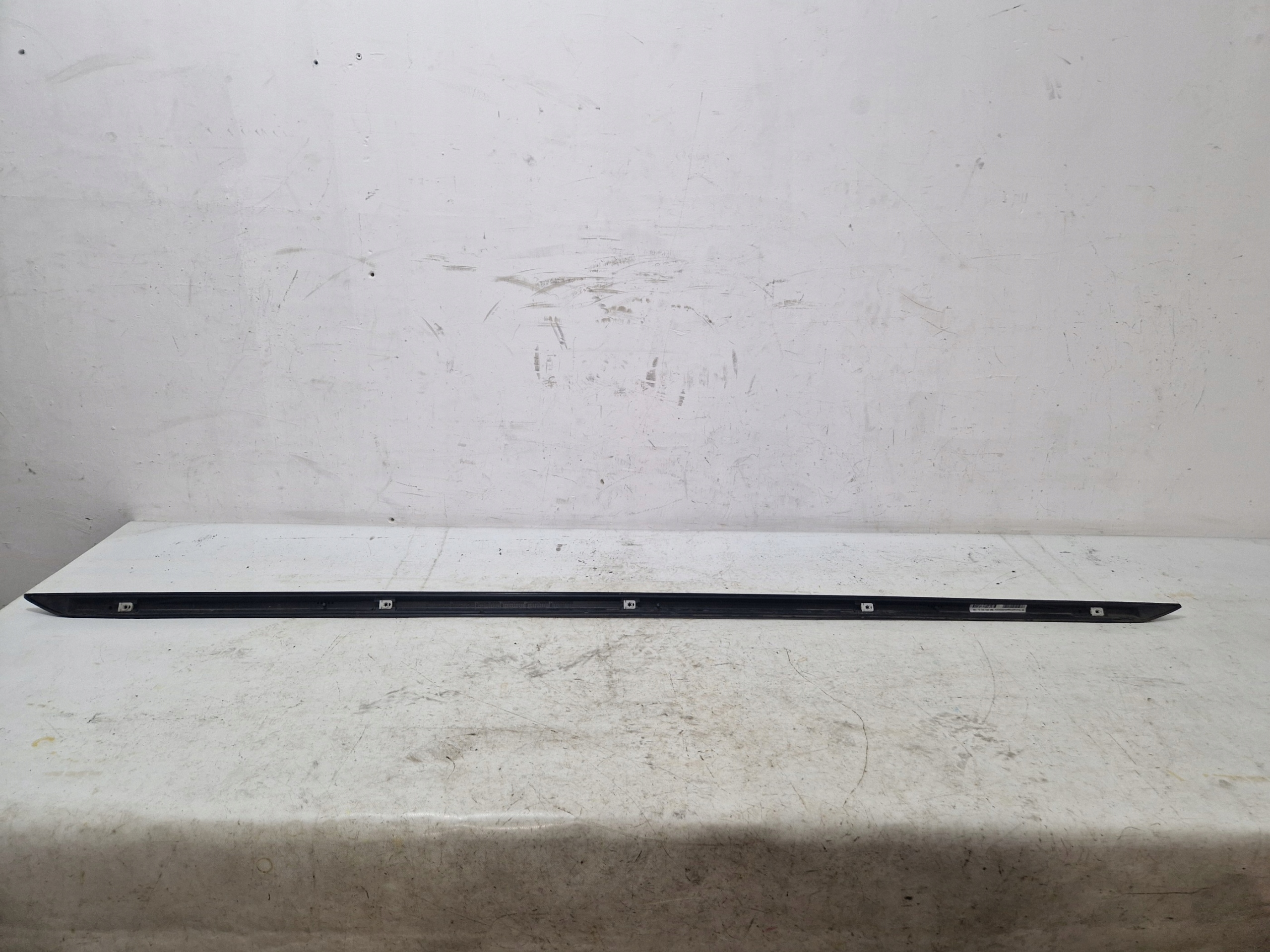 Audi A4 B9 8W Lift S-Line 19-24 moulding threshold left 8W0853931A