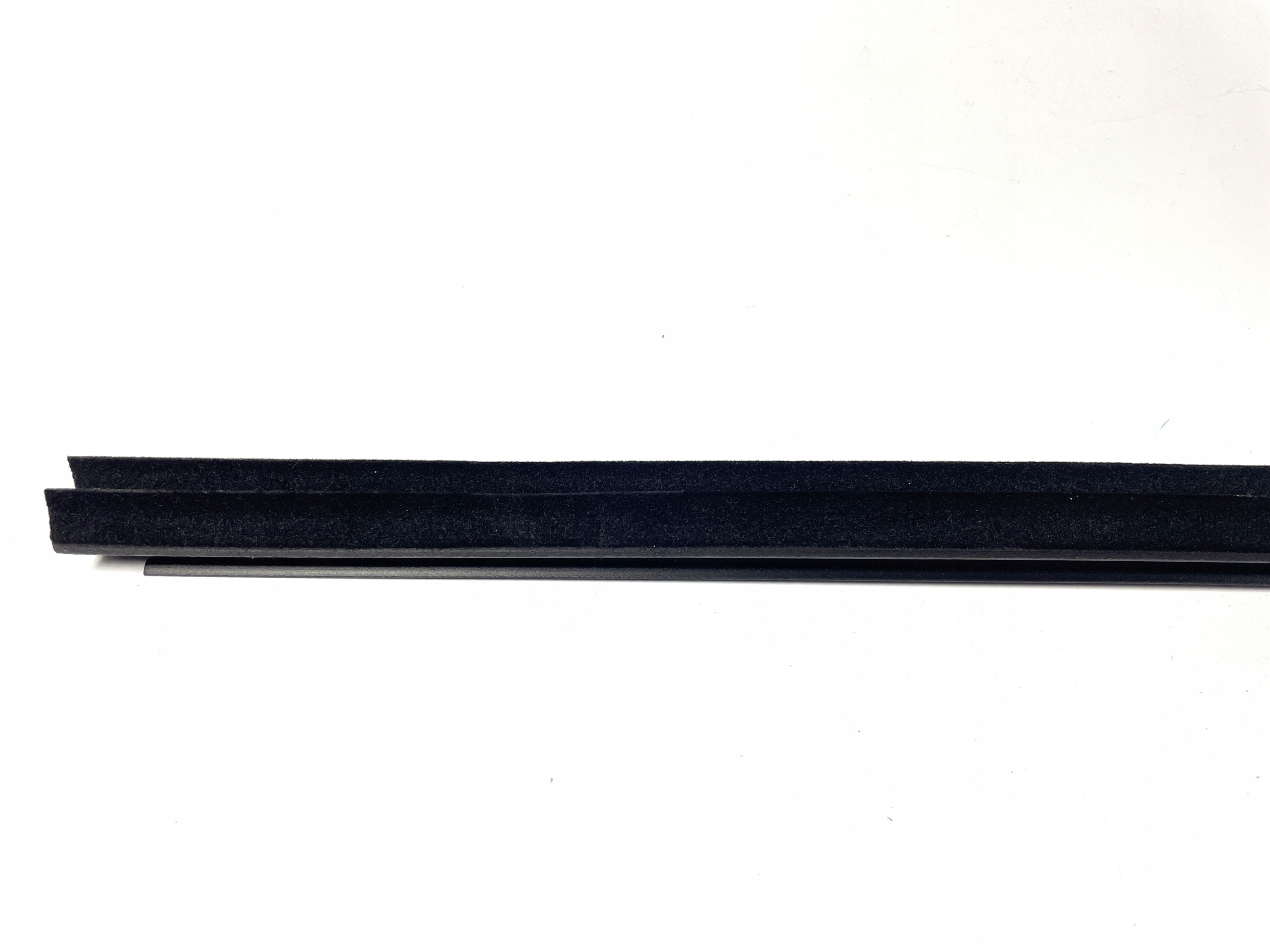 Ram 1500 V gasket inner windows door right left rear rear part 2019-24
