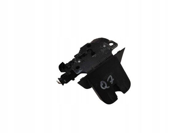 AUDI Q7 4L 05- ZAMEK KLAPY BAGAŻNIKA