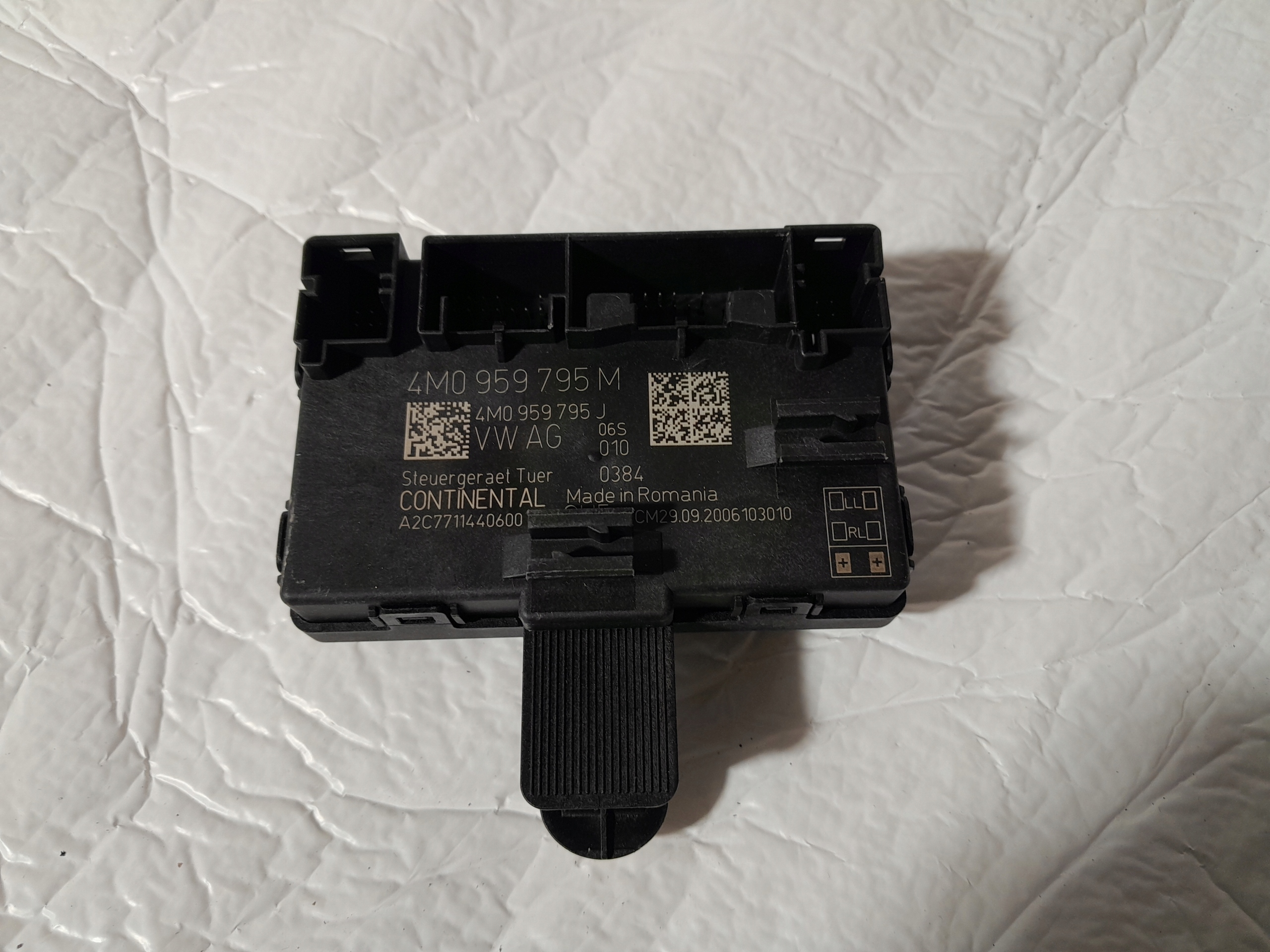 AUDI A4 B9 module control unit door 4M0959795M