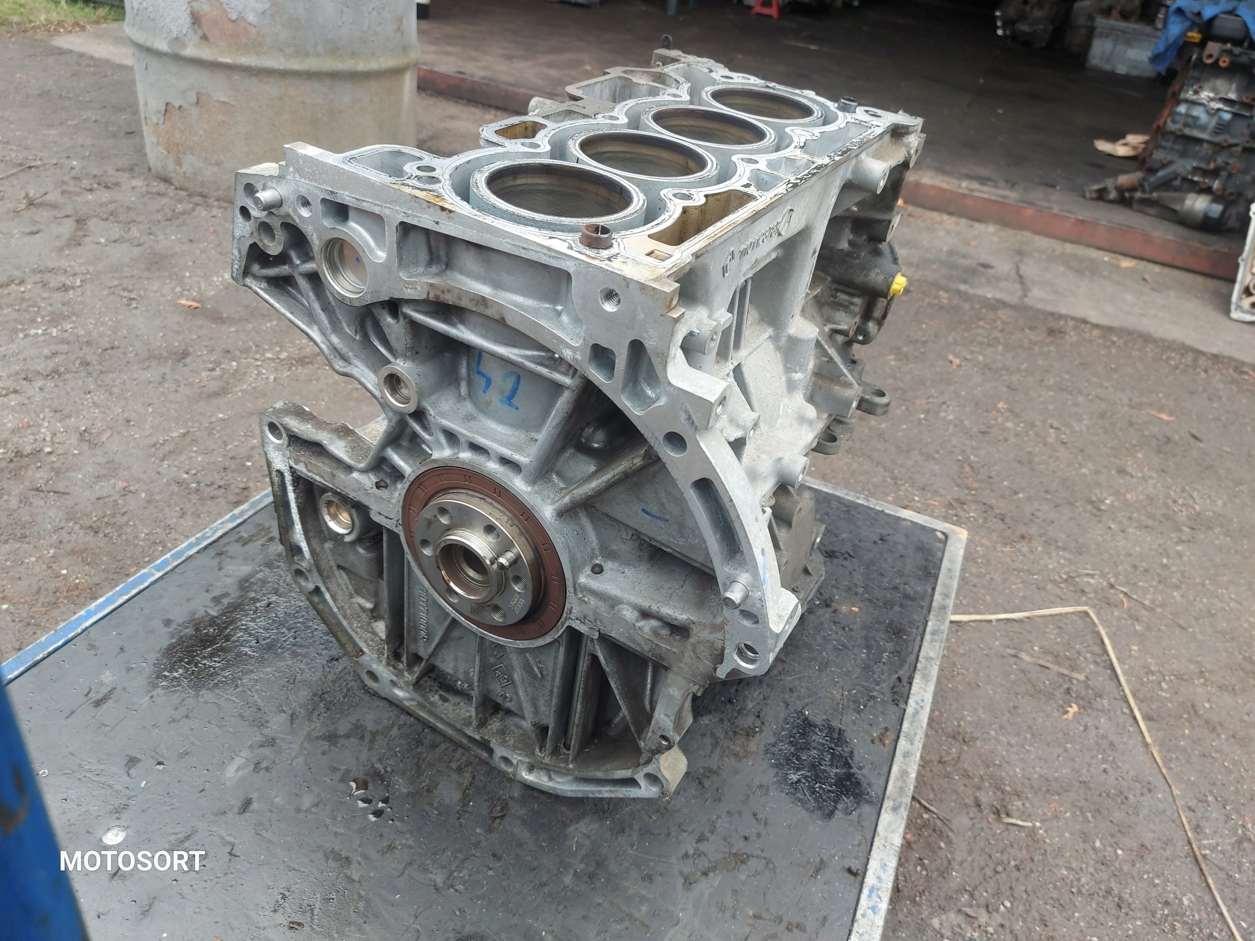 двигатель бензин renault oe HRA2 1.2