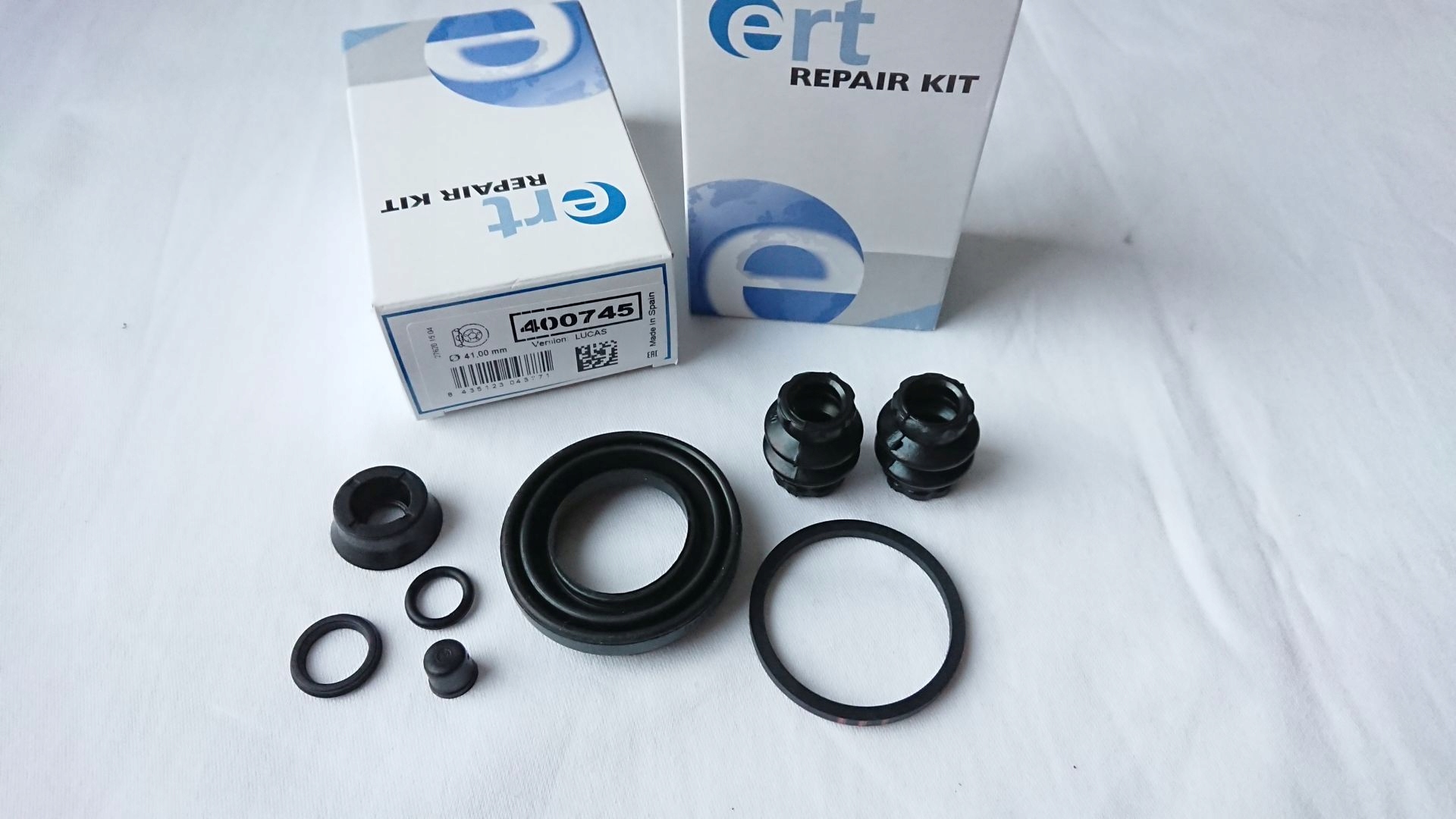 ZESTAW NAPRAWCZY ZACISKU TYŁ OPEL ZAFIRA B EAN (GTIN) 8435123043771