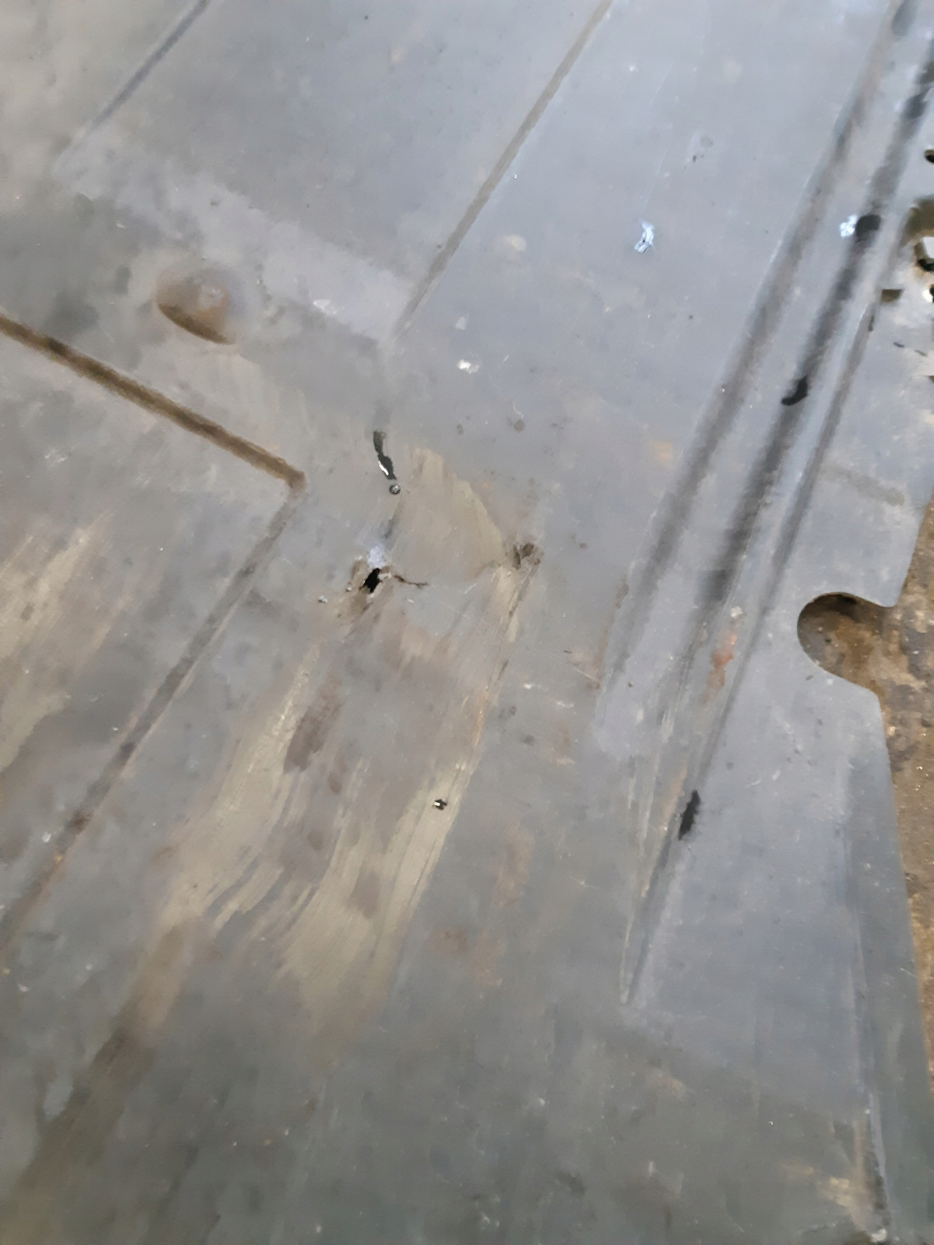 AUDI A4 B8 A5 Blende Abdeckung abdeckung des Bodens Unterfahrschutz rechts