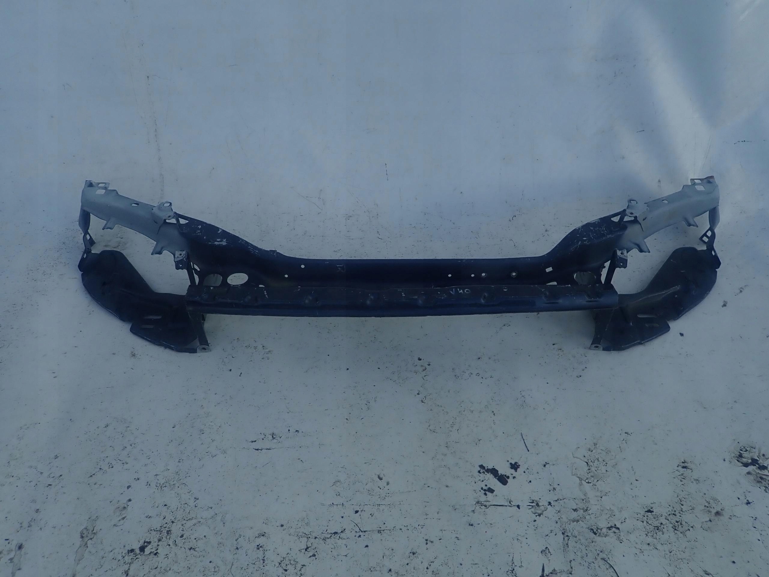 VOLVO V50 S40 II 2 04-12 support panel for radiators pillar