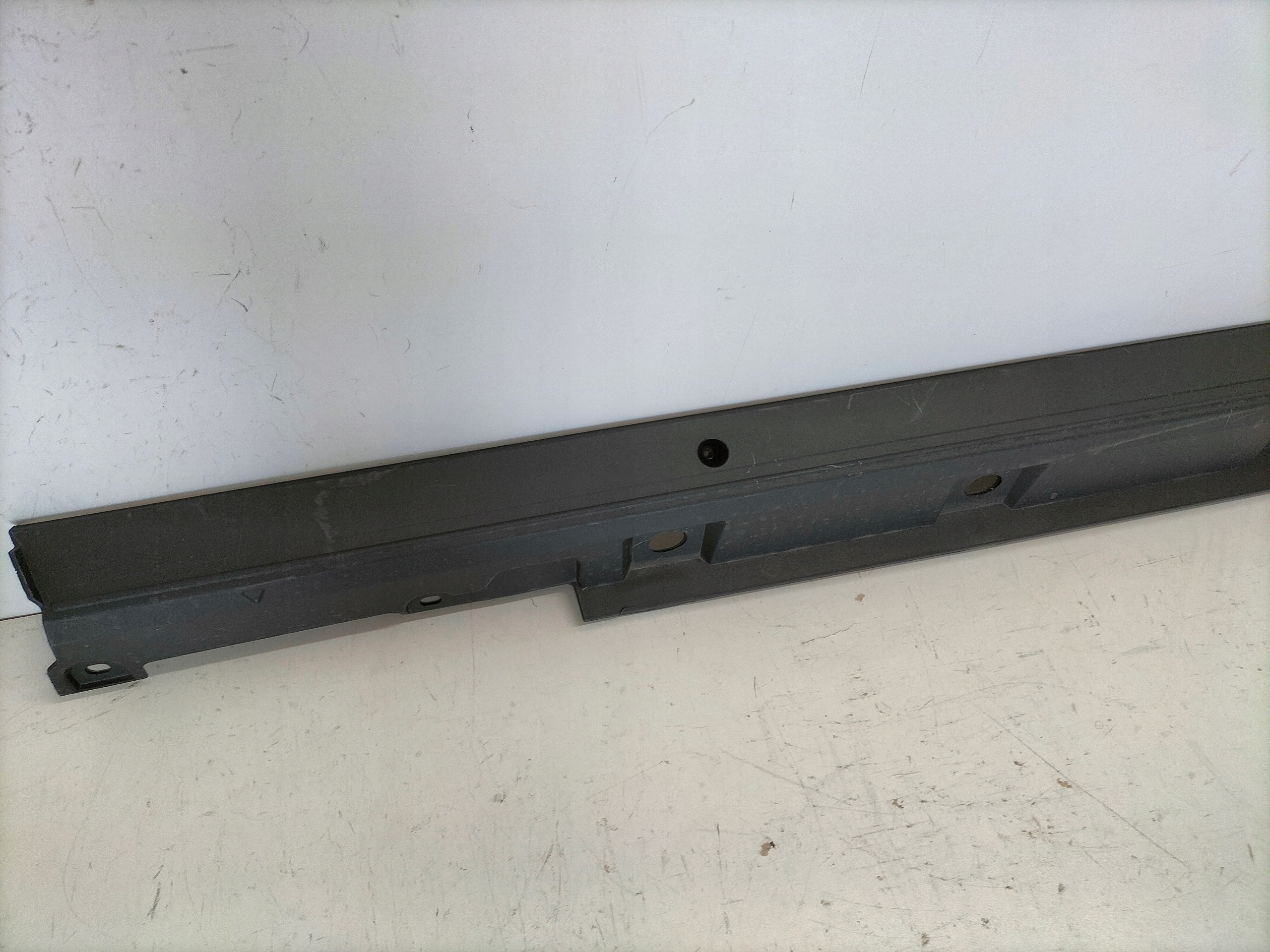 moulding cap threshold left TOYOTA HIGHLANDER 19