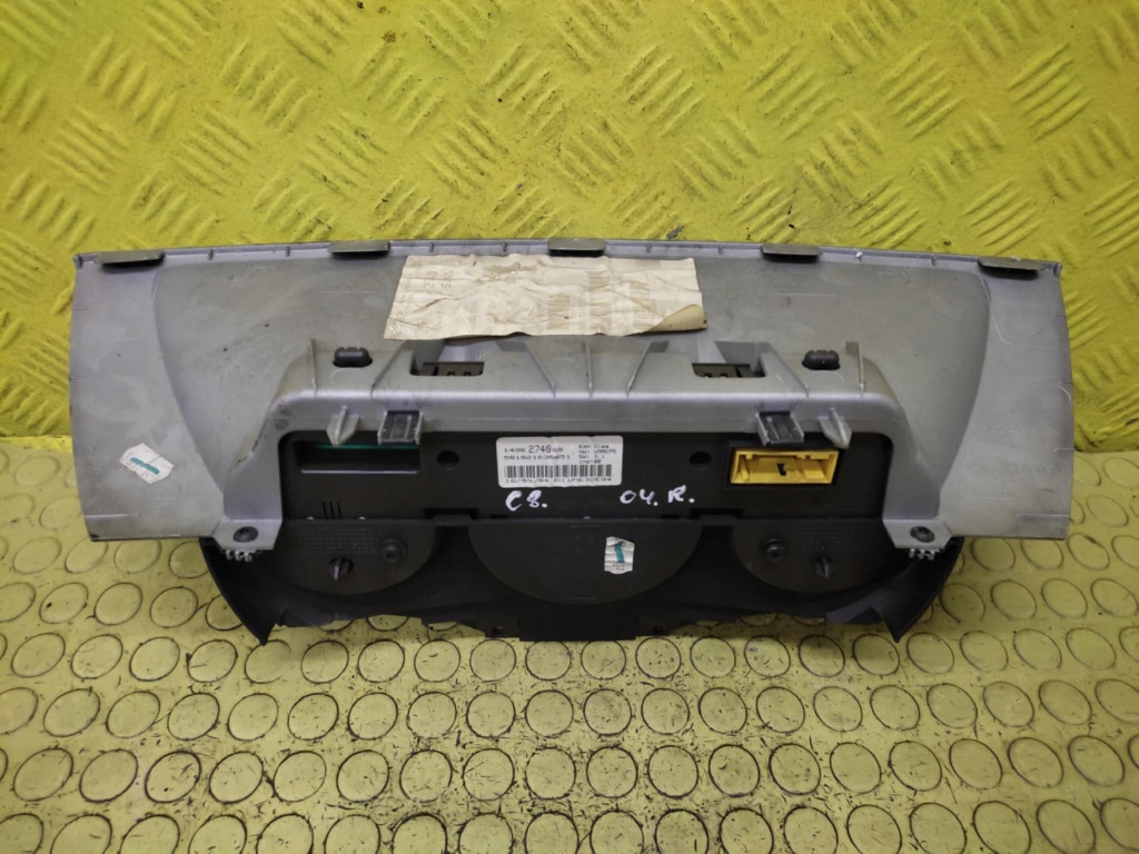 CITROEN C8 dials 1496274080