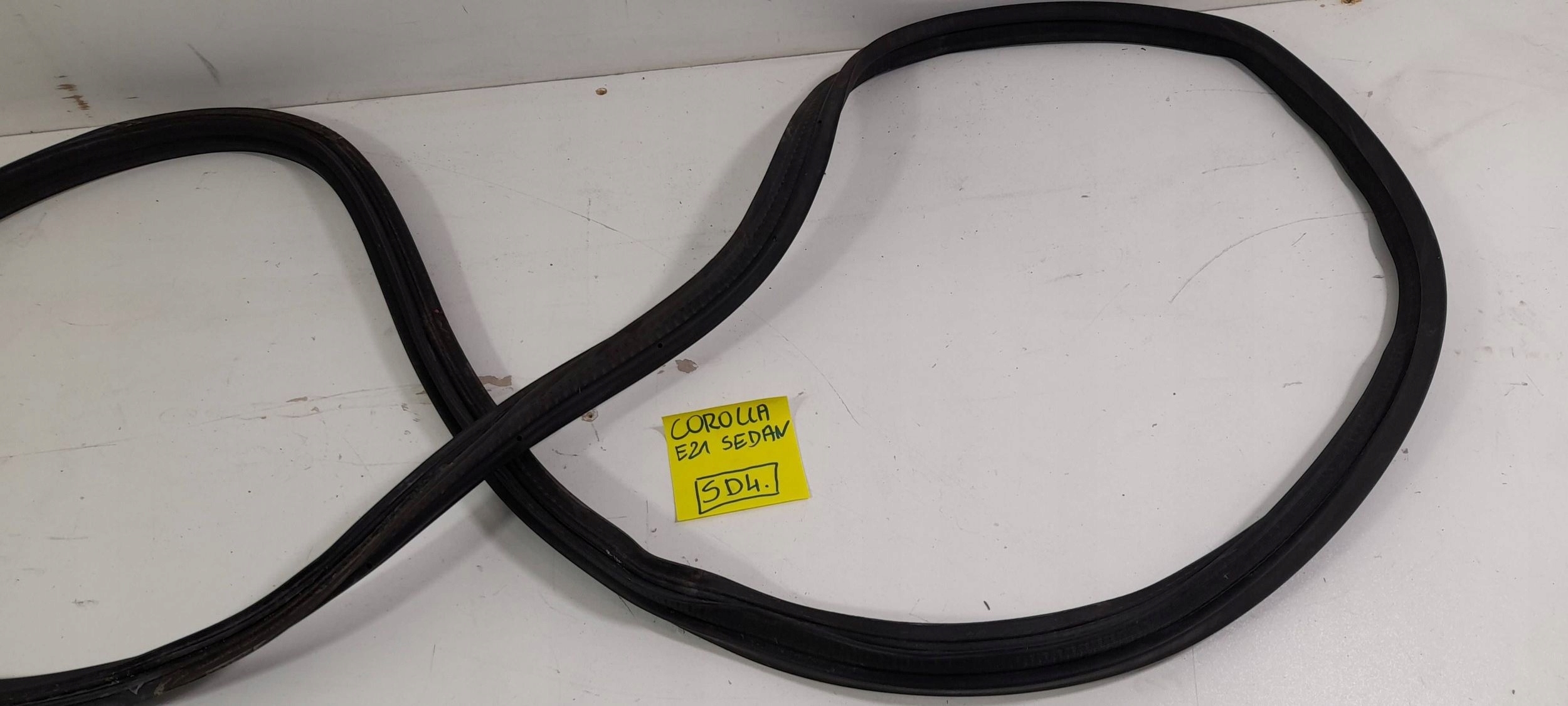 Toyota Corolla E21 sedan gasket bonnet boot (SD4)