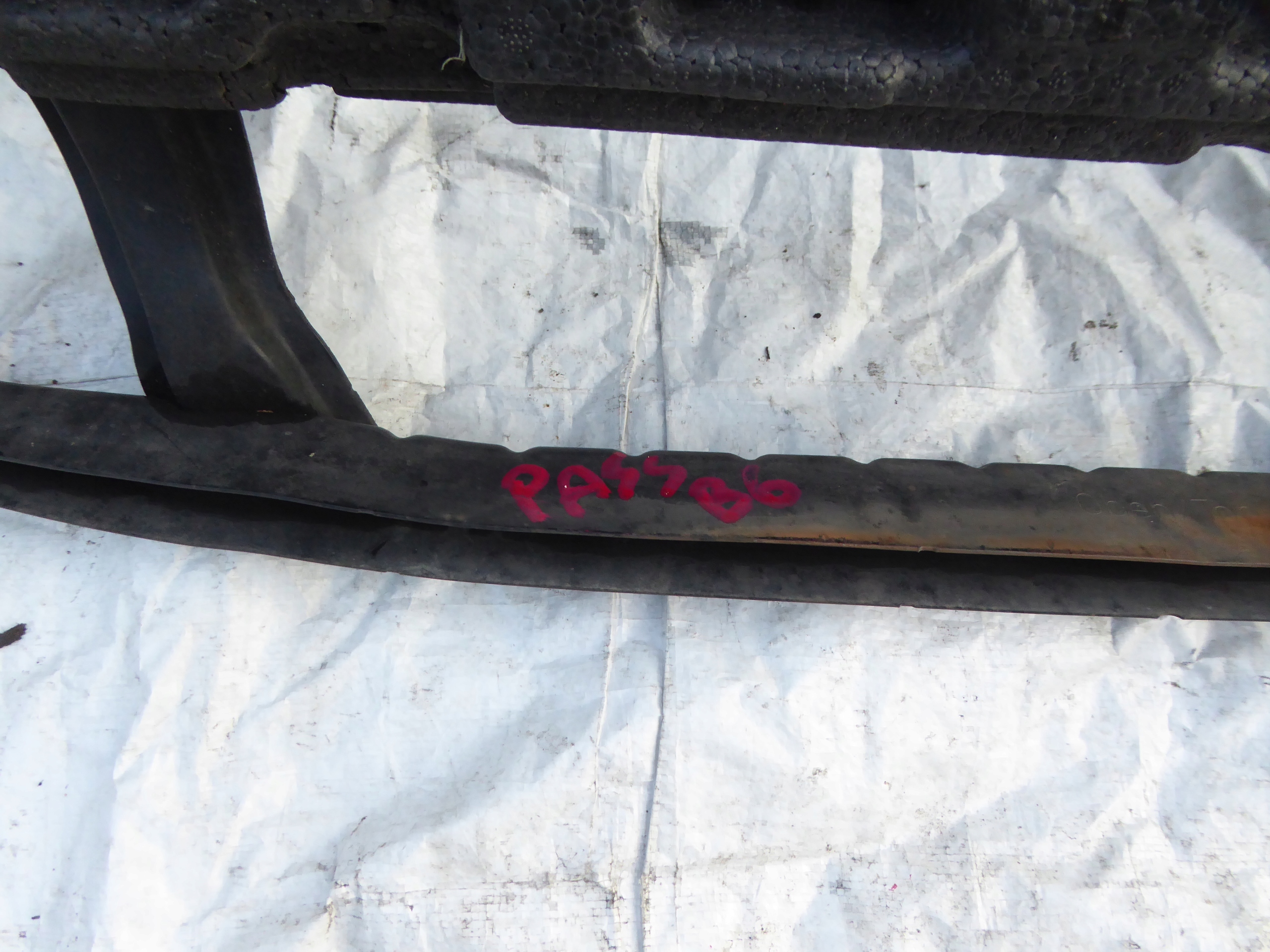 BELKA POD ZDERZAK PRZÓD VW PASSAT B6 3C0807093 Typ samochodu Samochody osobowe